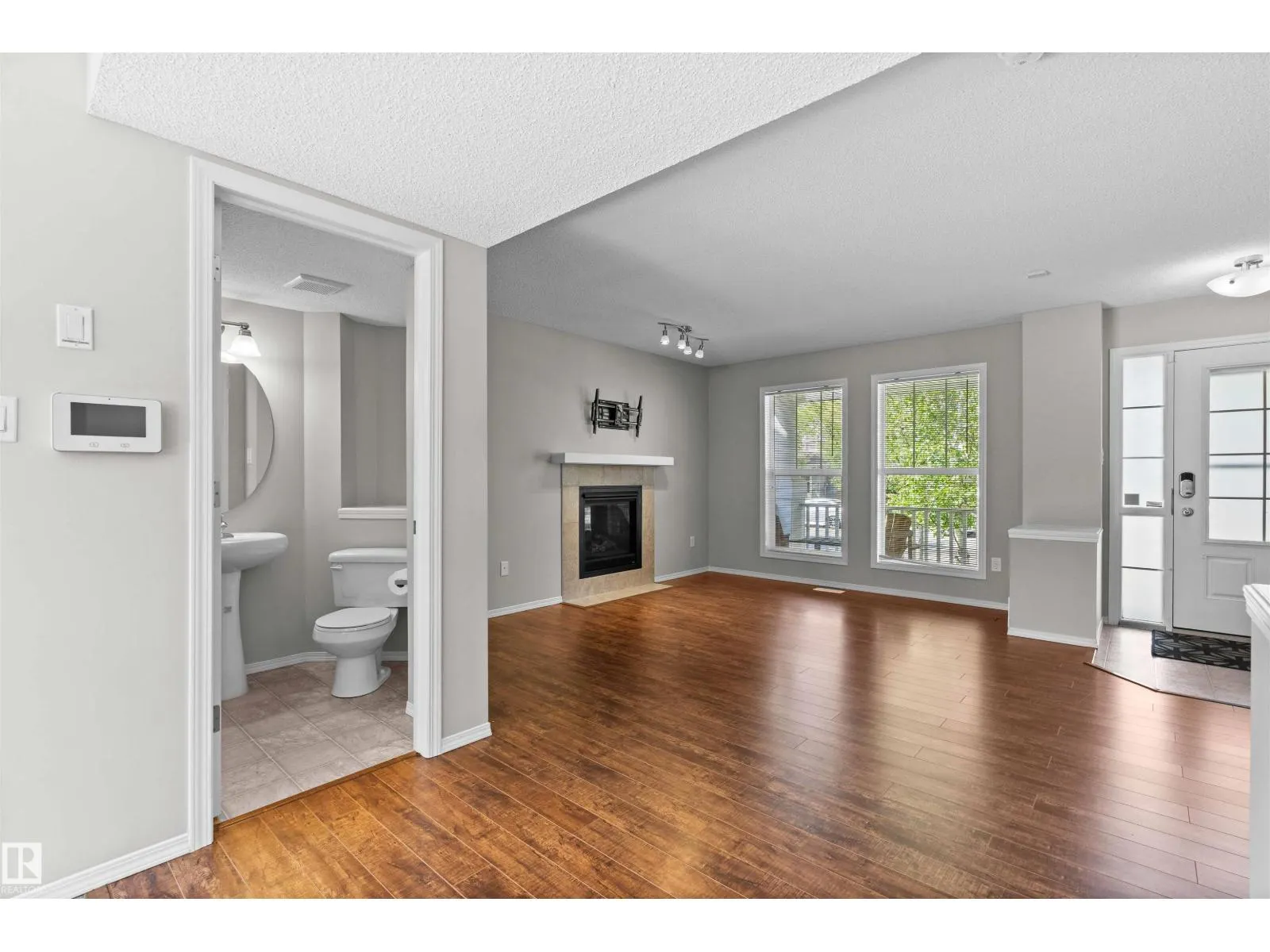 9103 SHAW WY SW