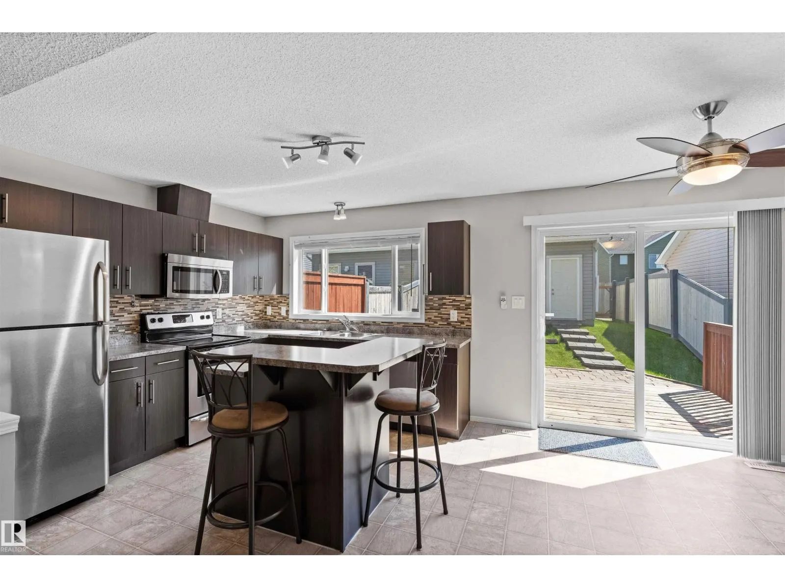 9103 SHAW WY SW