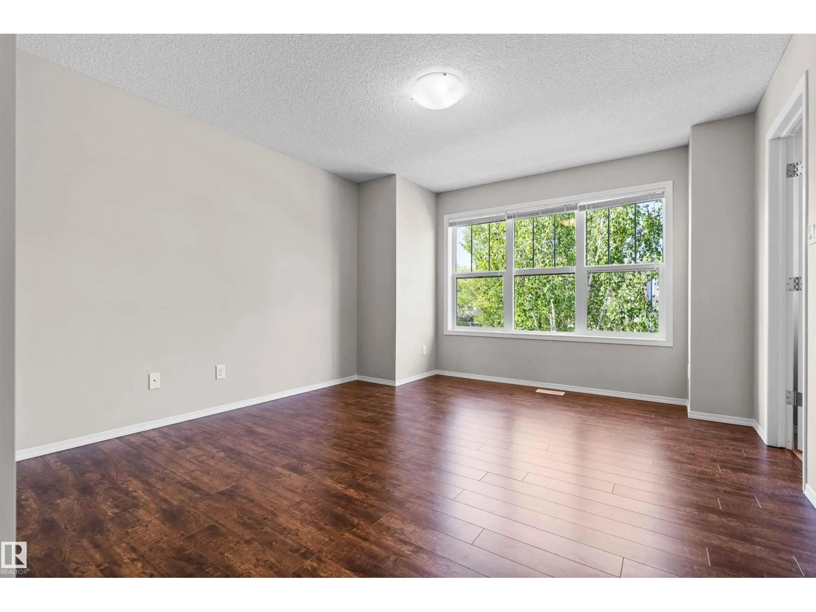 9103 SHAW WY SW
