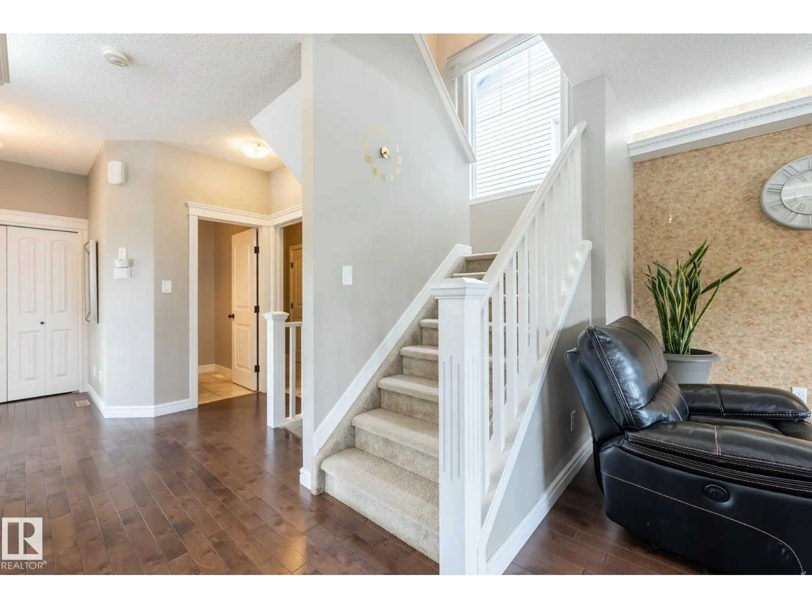 18003 77 ST NW