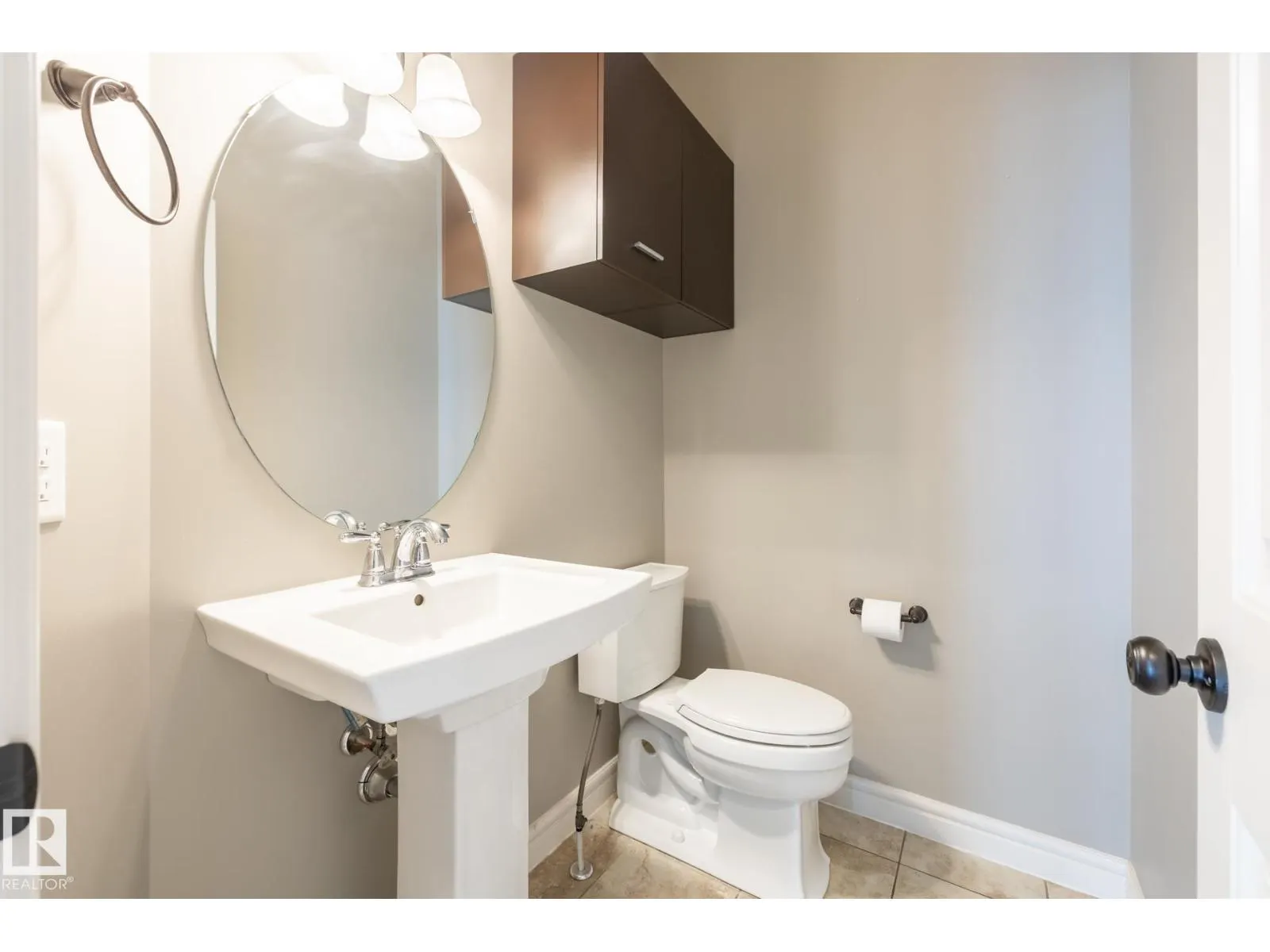 18003 77 ST NW