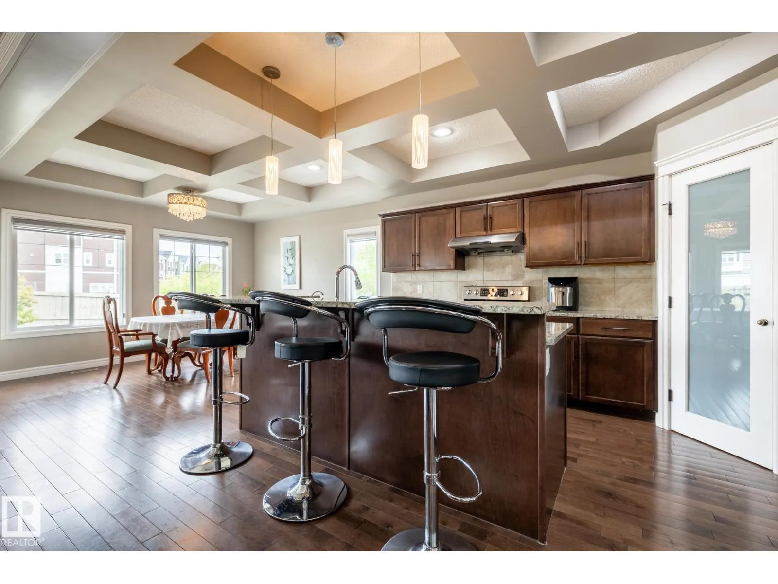 18003 77 ST NW