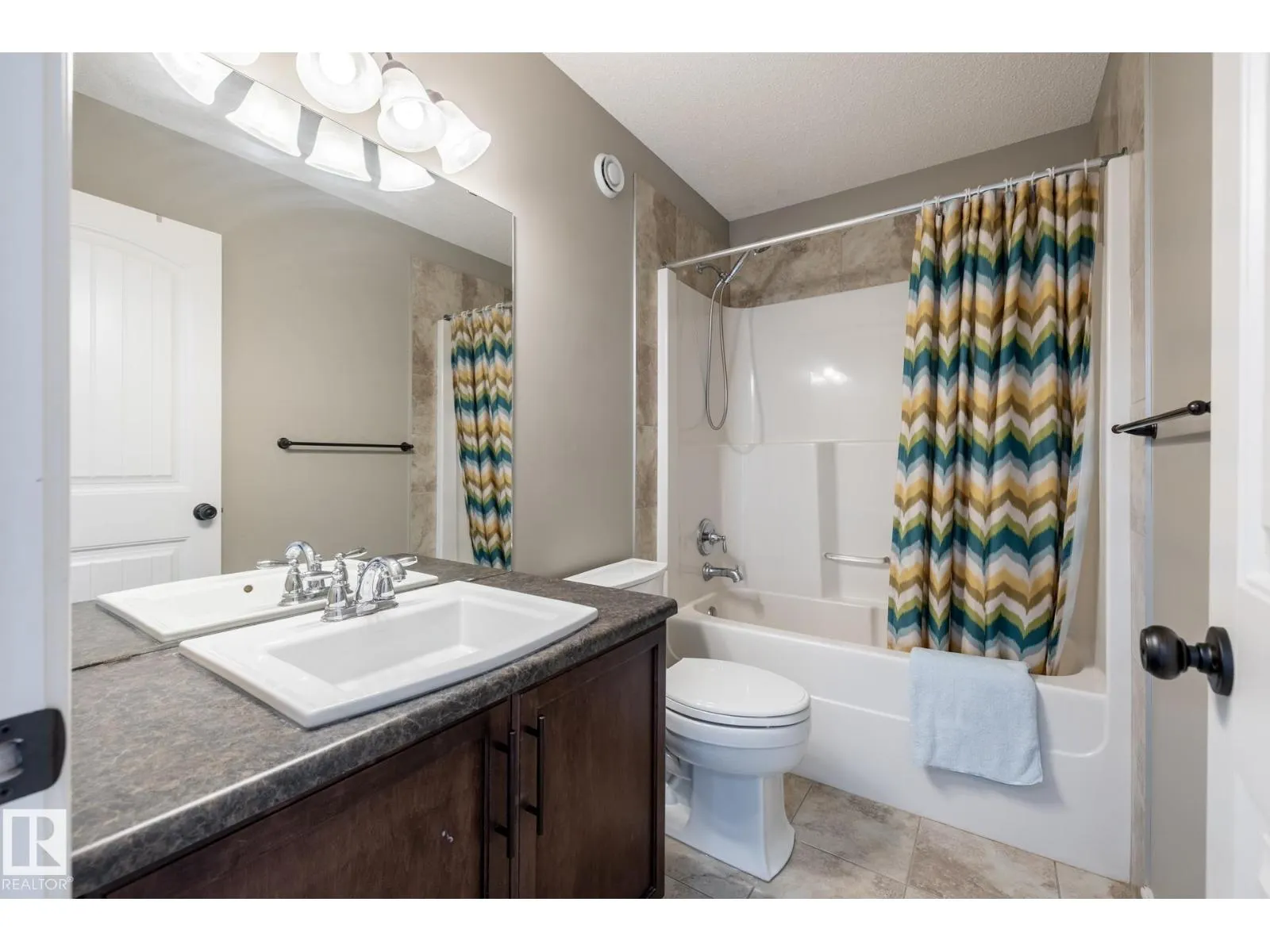 18003 77 ST NW