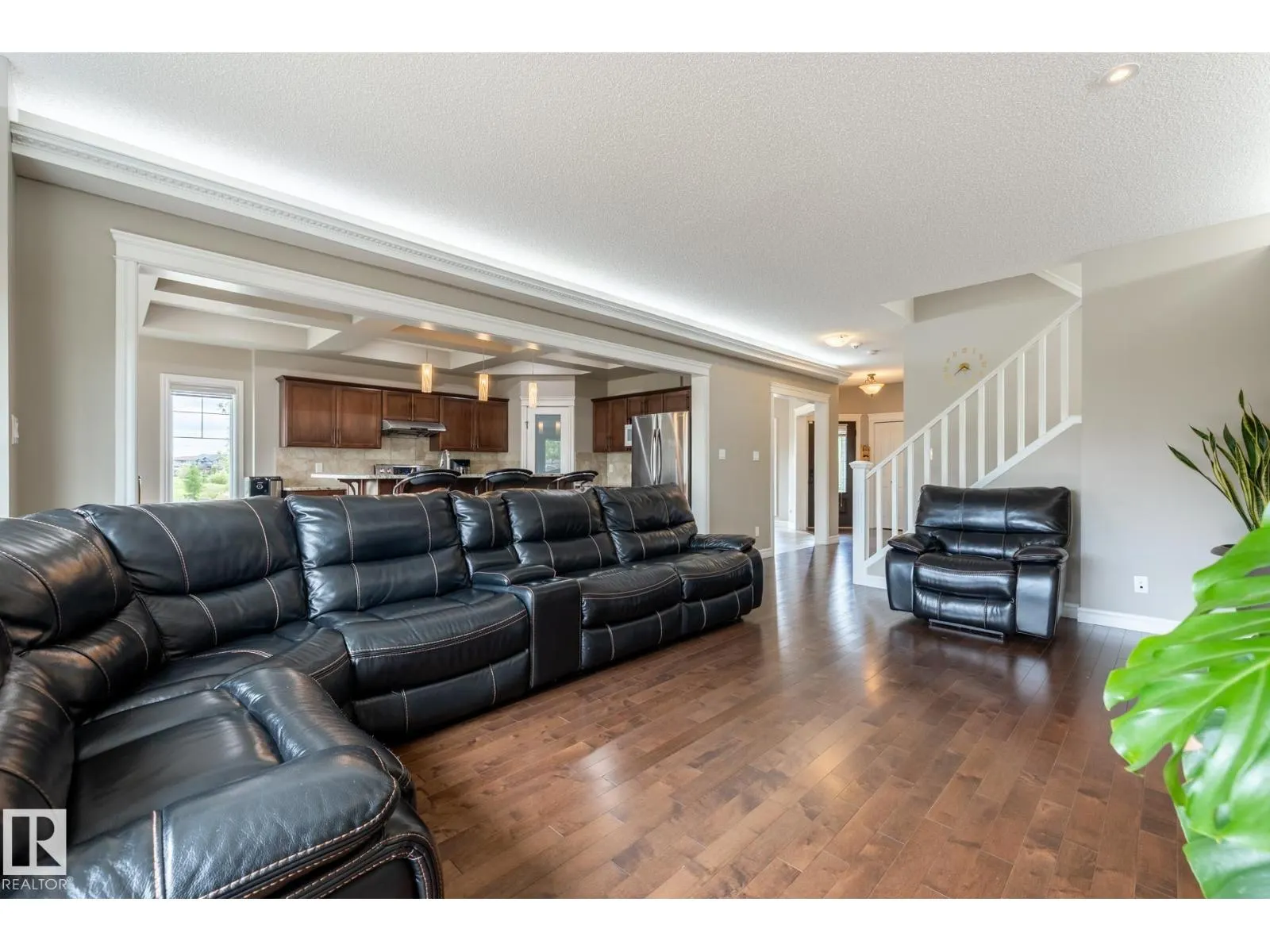 18003 77 ST NW