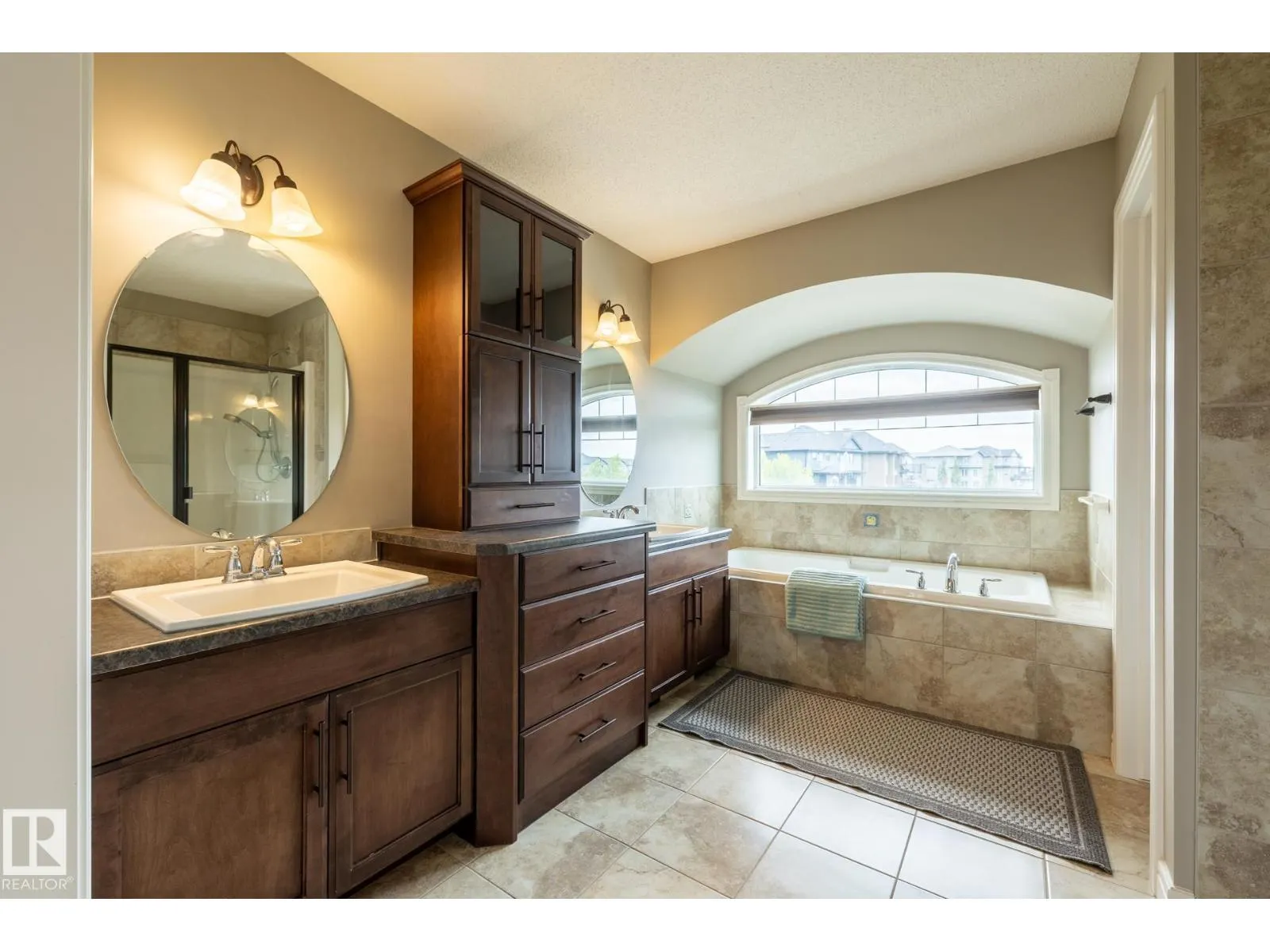 18003 77 ST NW