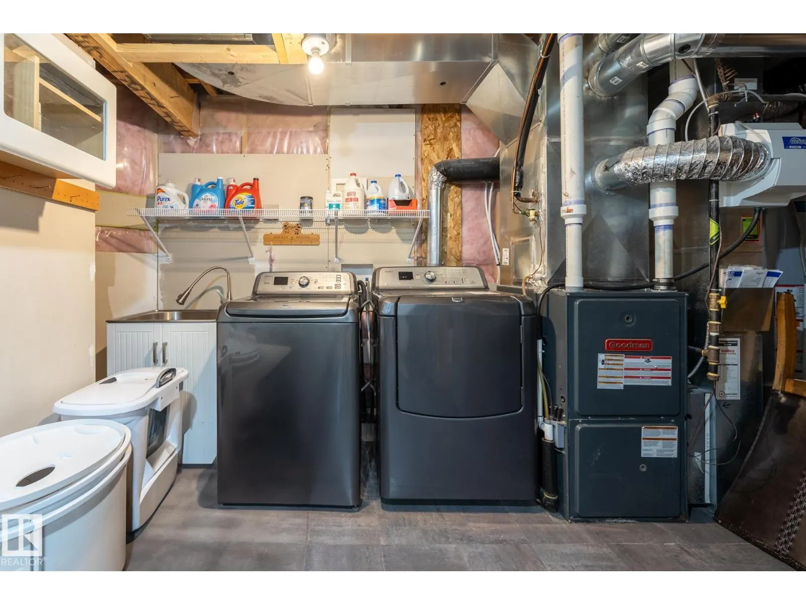 18003 77 ST NW