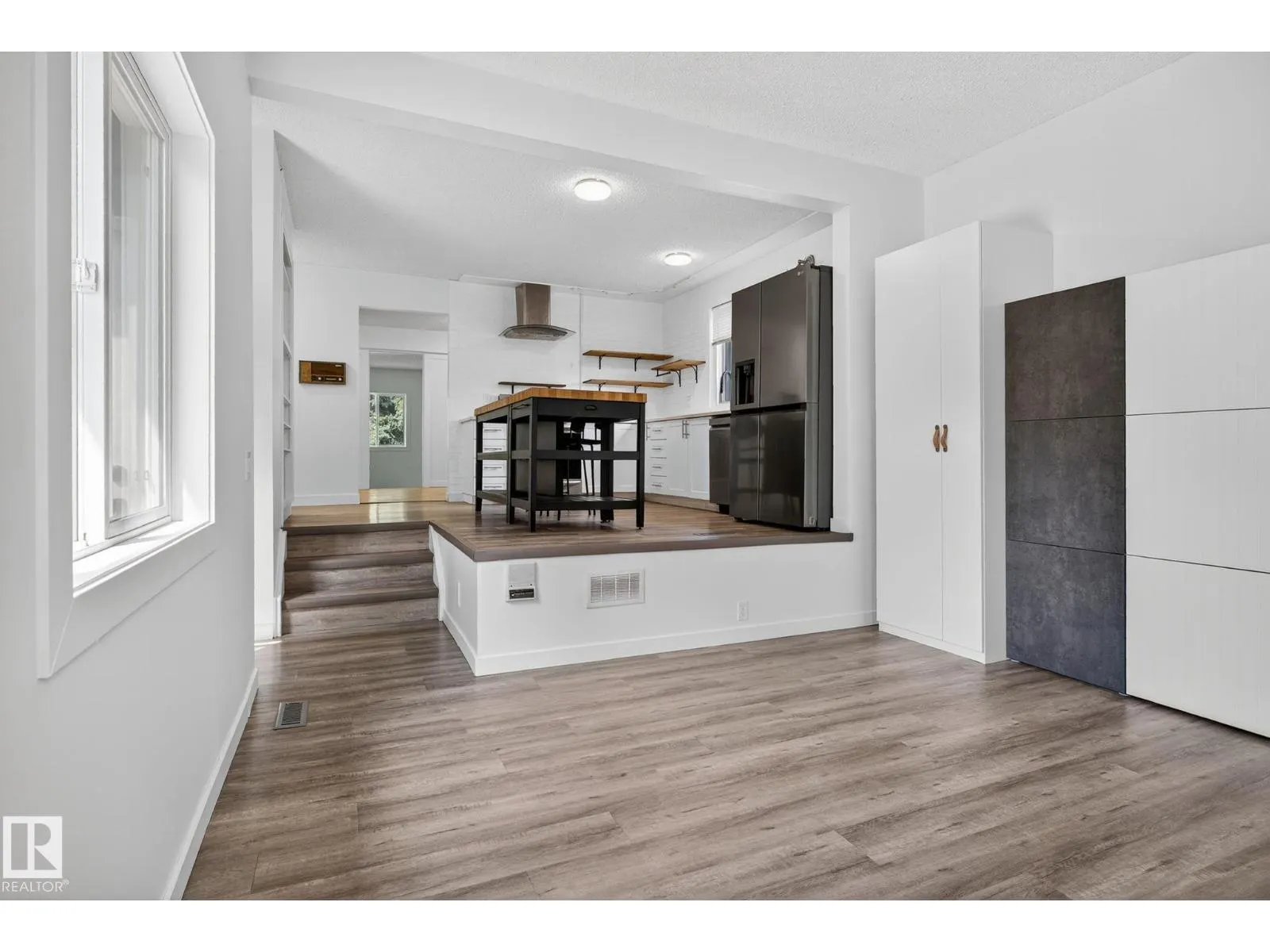 133 GARNET RD