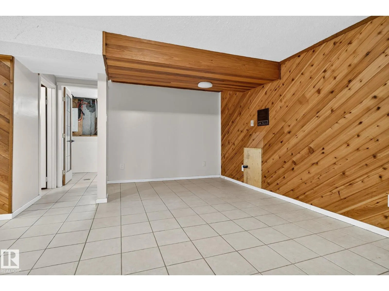133 GARNET RD