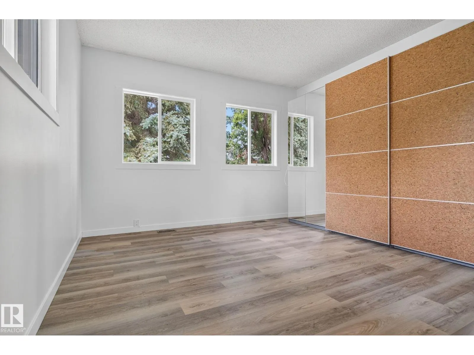 133 GARNET RD