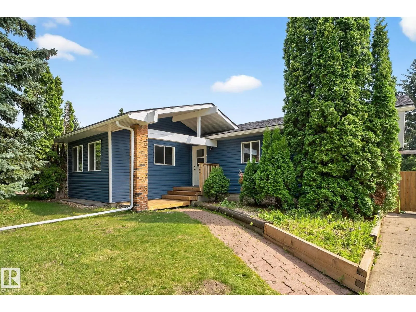 133 GARNET RD