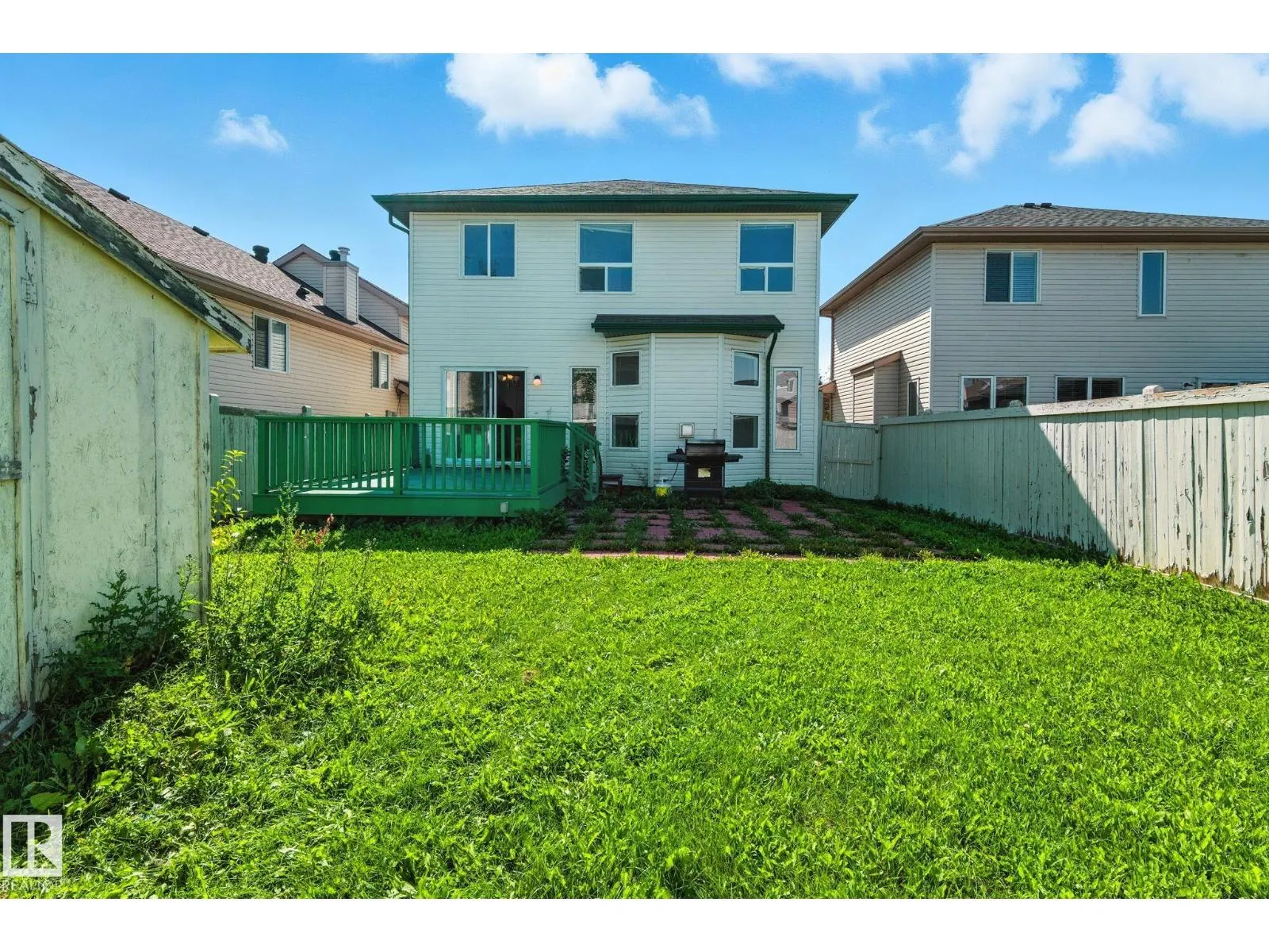 7836 7 AV SW