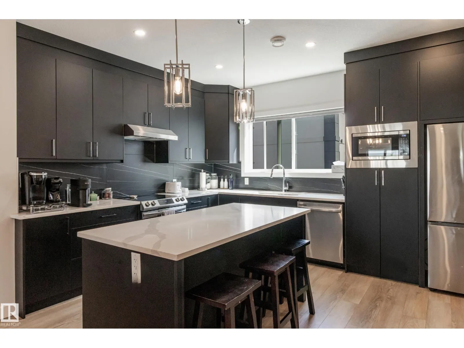 #42 10 SALISBURY WY
