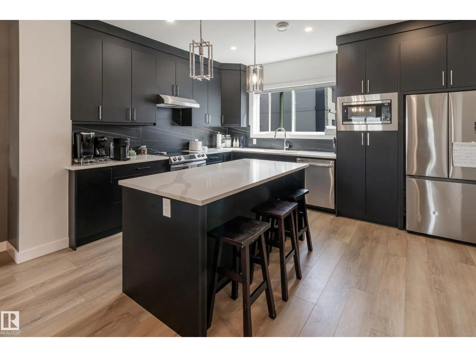 #42 10 SALISBURY WY