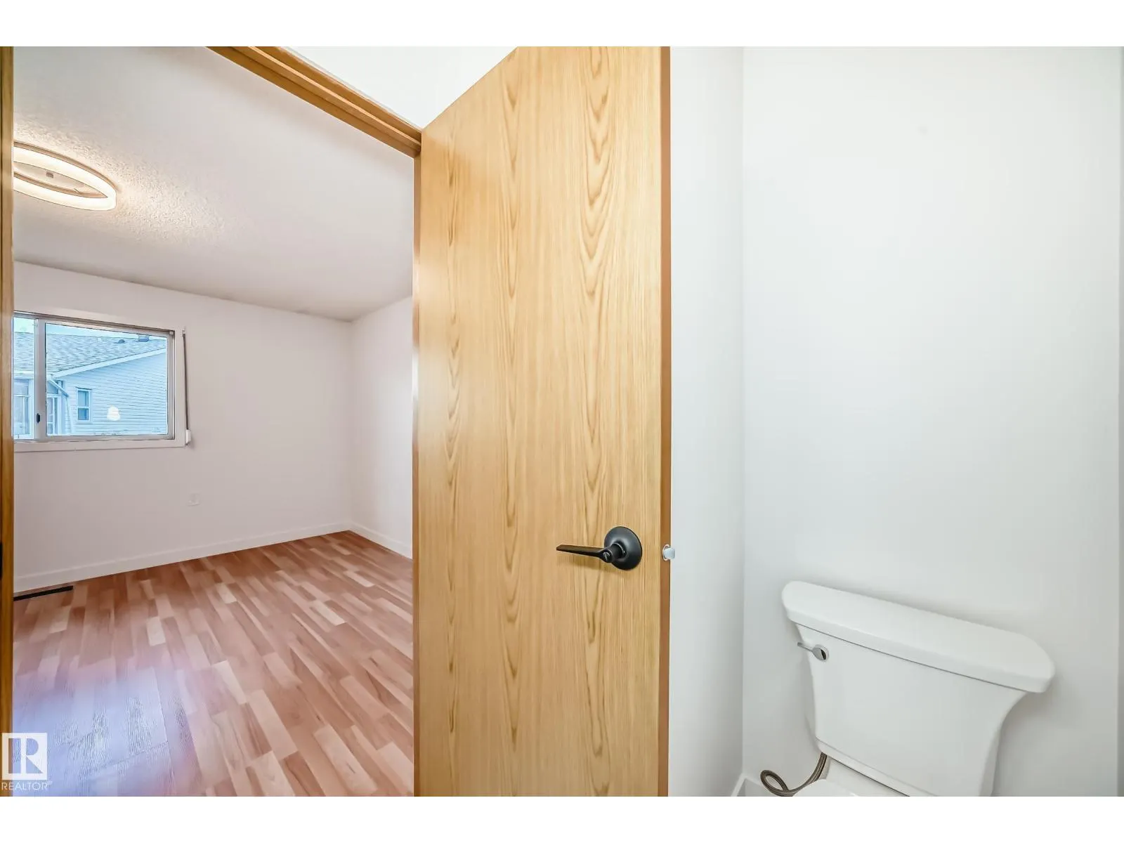 15571 59A ST NW