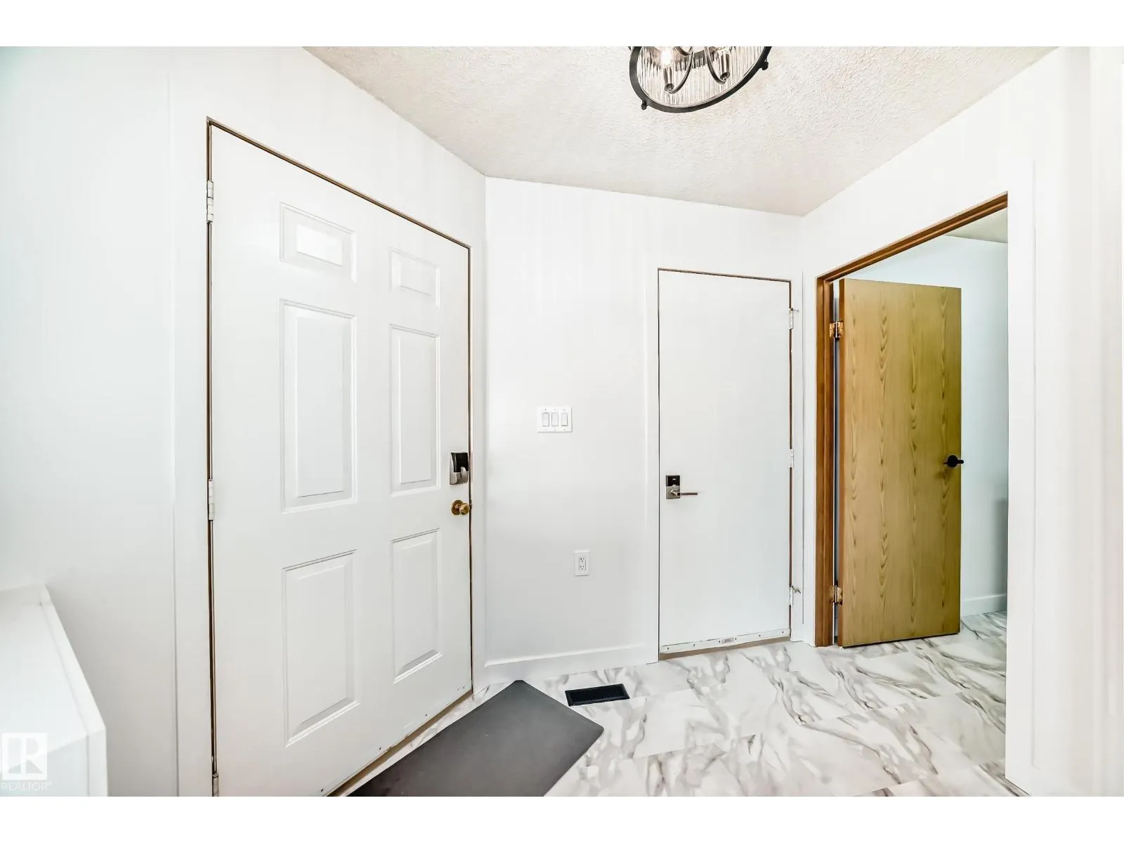 15571 59A ST NW
