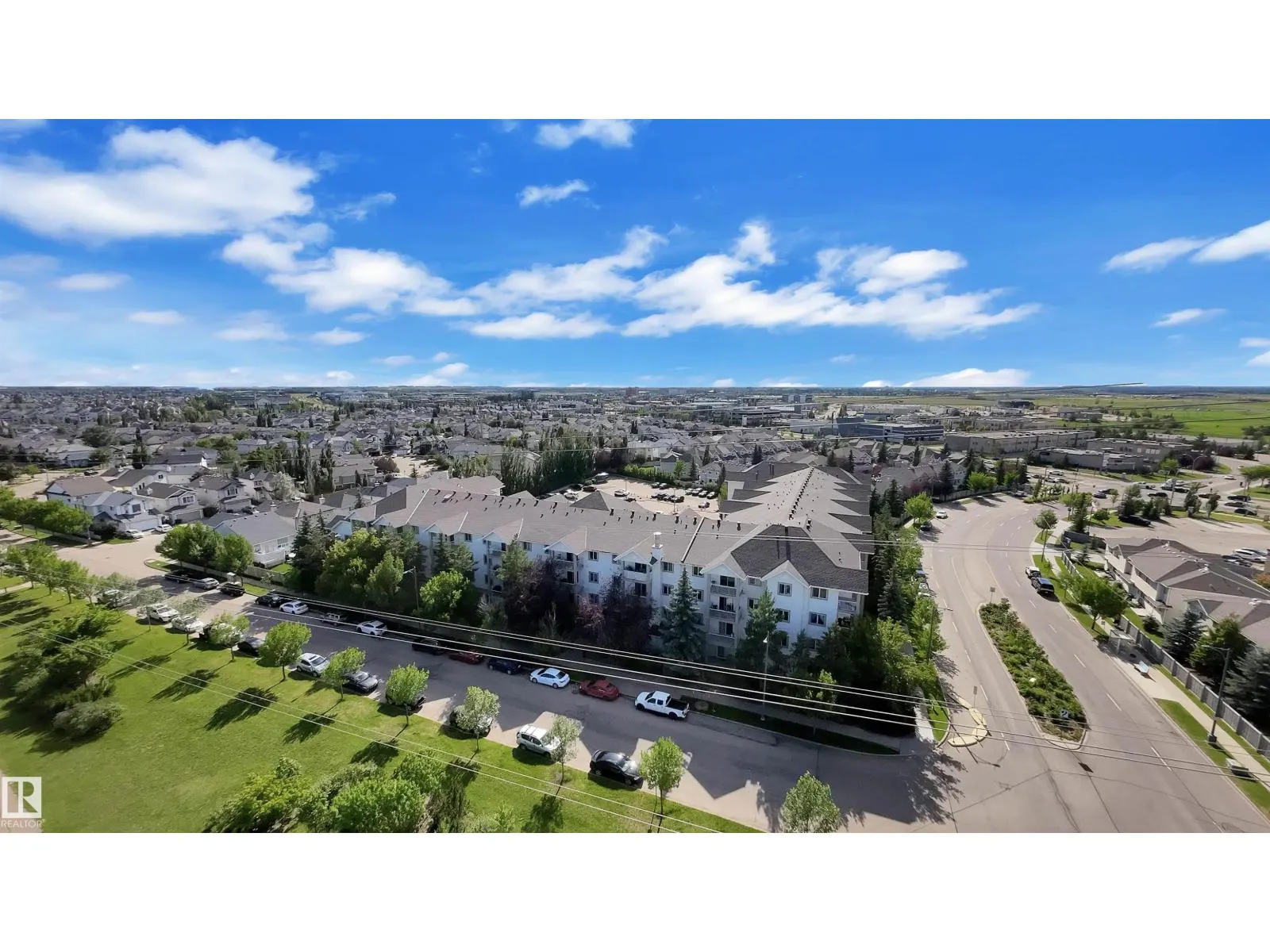 #122 245 EDWARDS DR SW