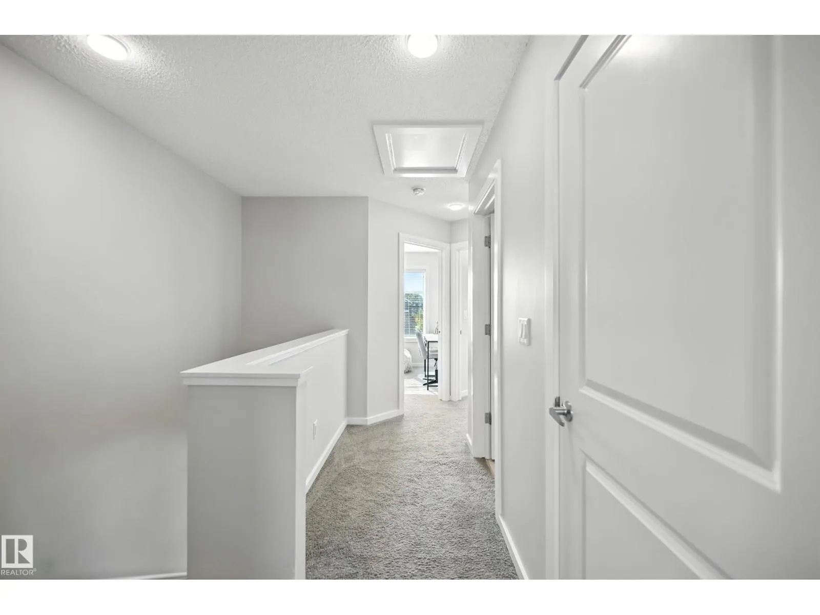 2625 202 ST NW