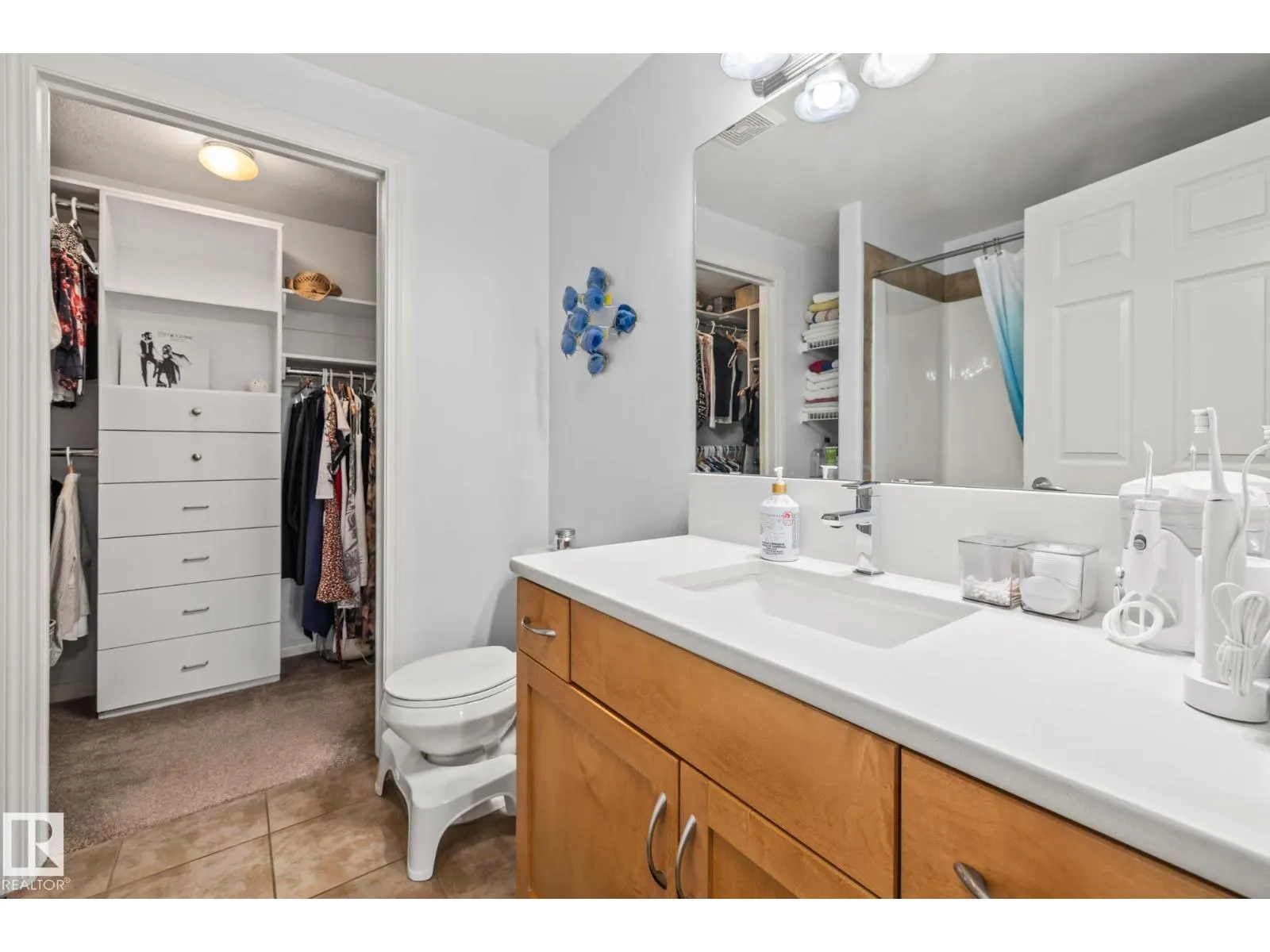 #230 45 INGLEWOOD DR