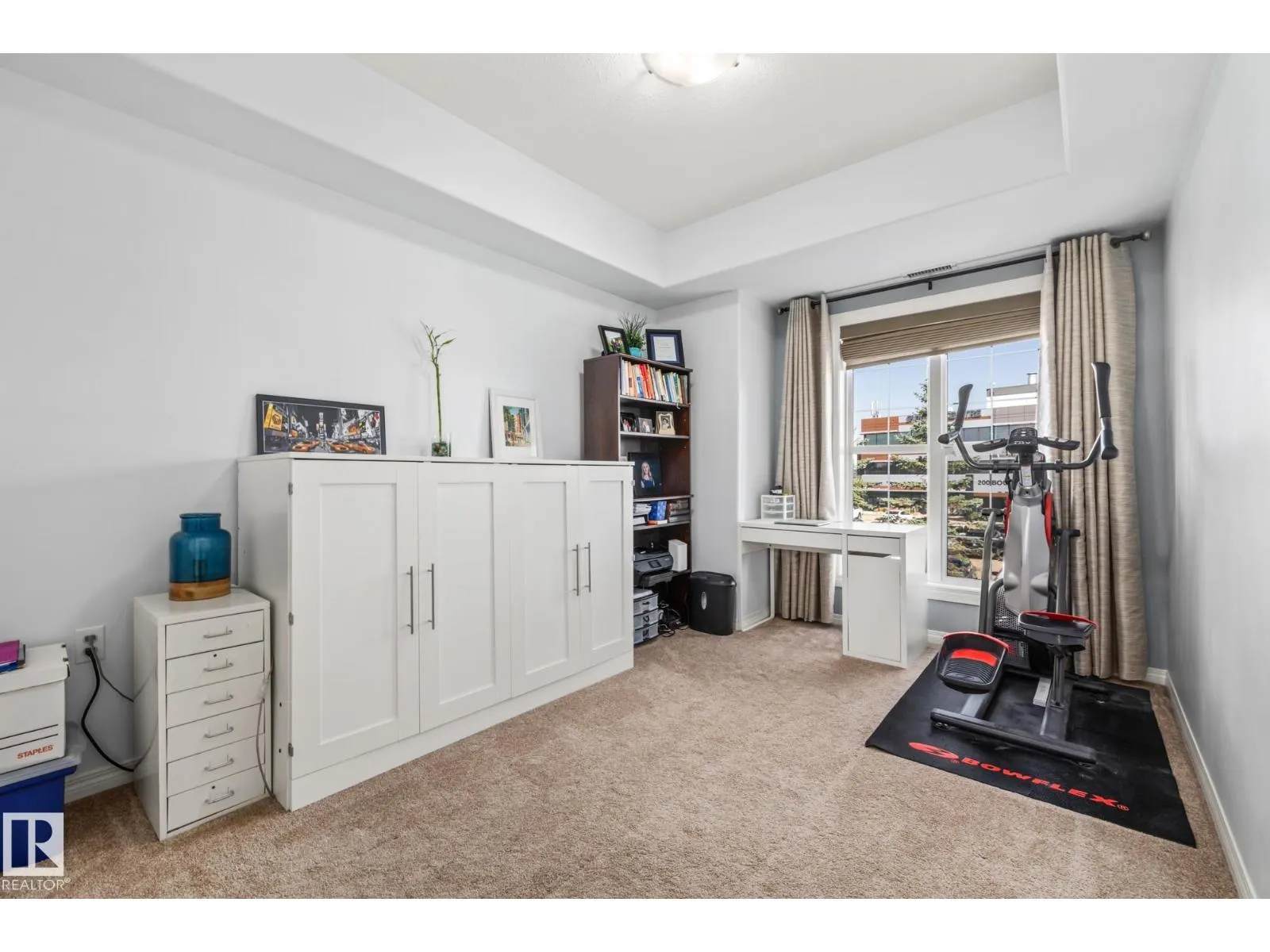 #230 45 INGLEWOOD DR