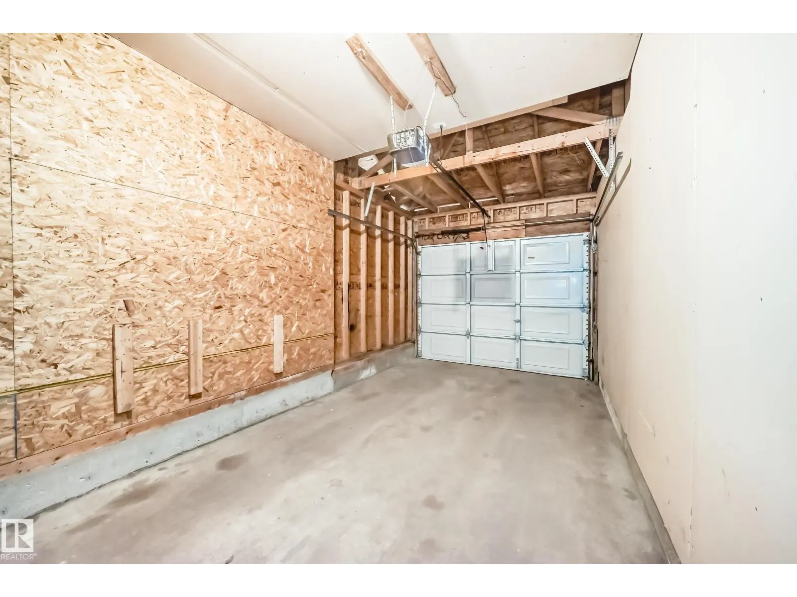 #25 345 KIRKNESS RD NW