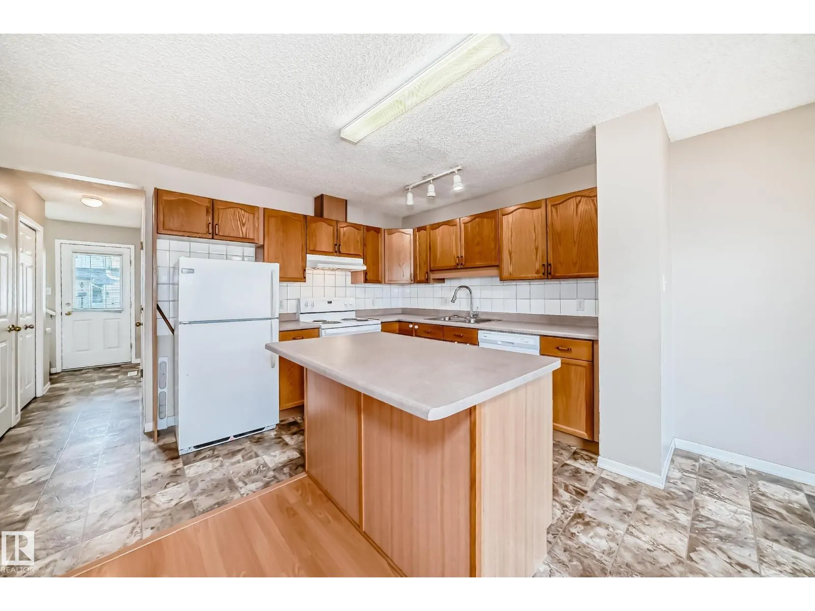 #25 345 KIRKNESS RD NW