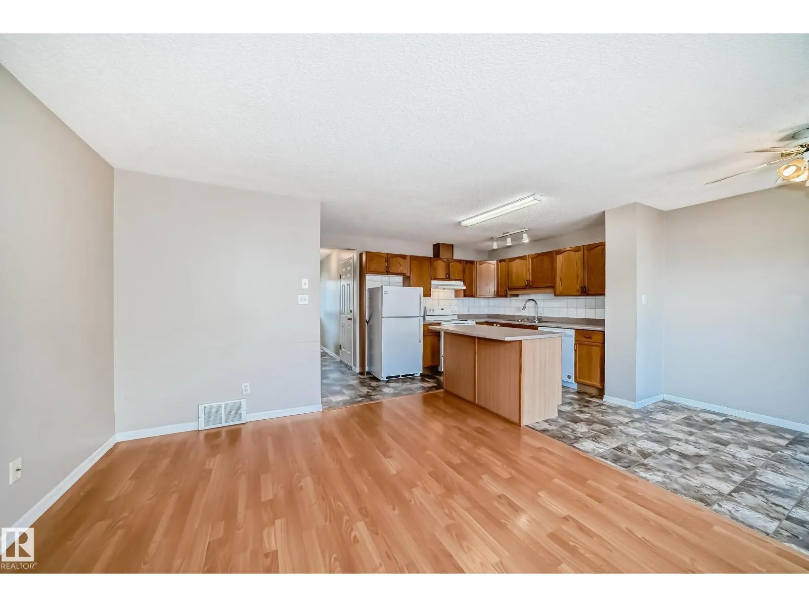 #25 345 KIRKNESS RD NW