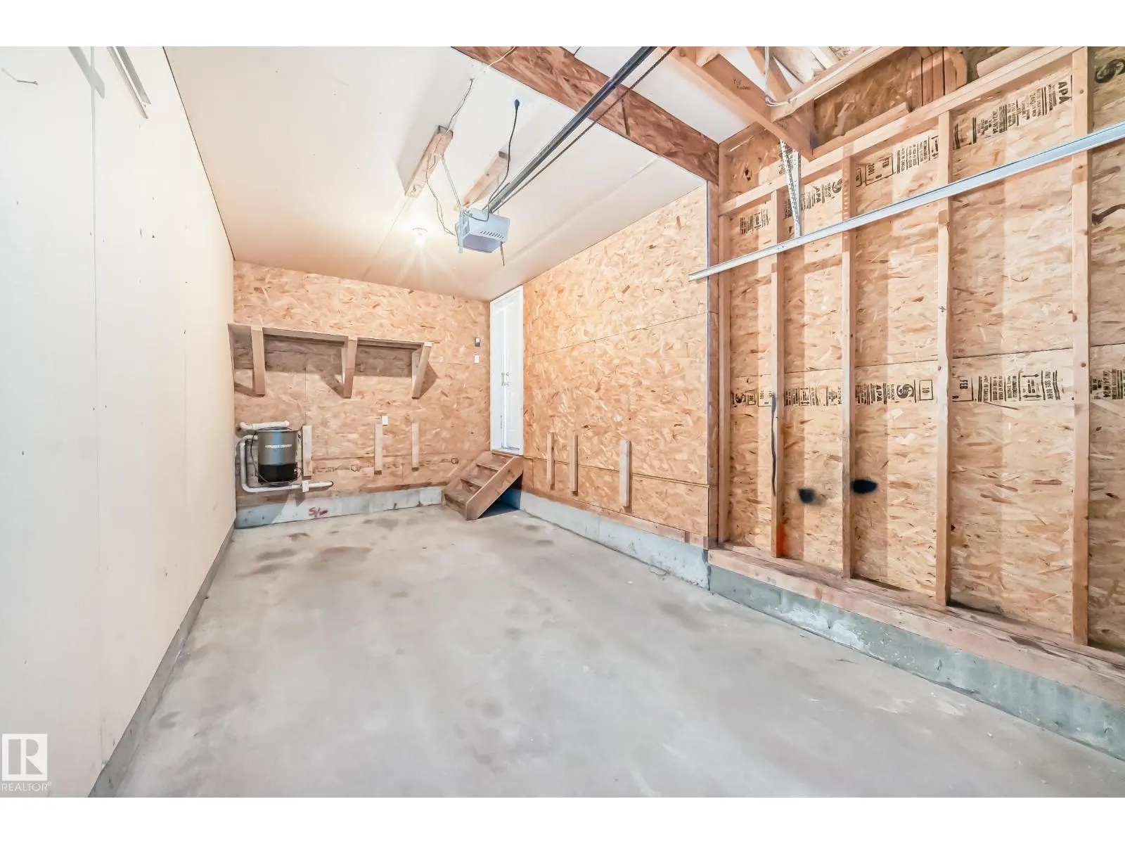 #25 345 KIRKNESS RD NW
