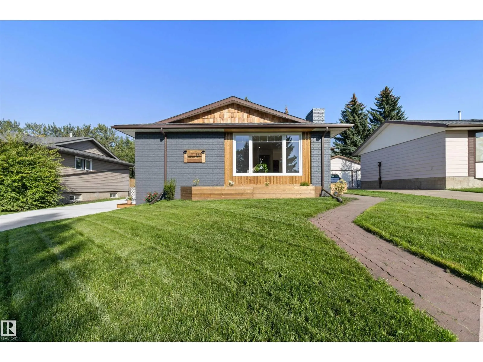 97 GARLAND CR