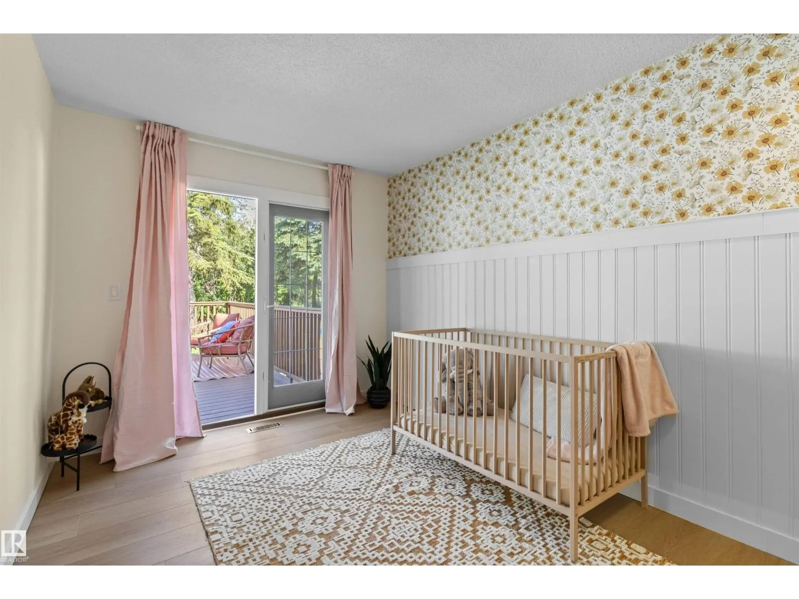 97 GARLAND CR