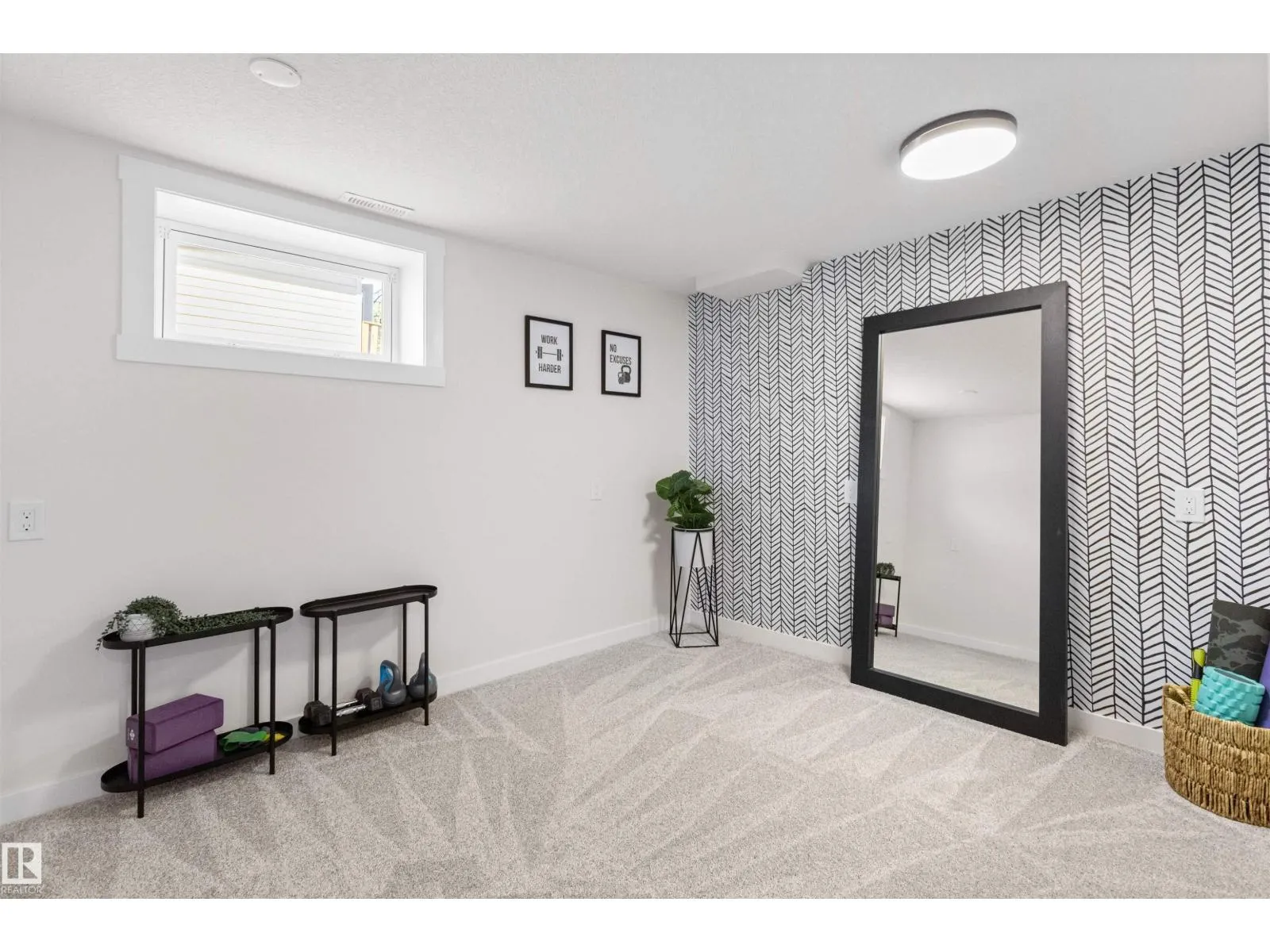 97 GARLAND CR