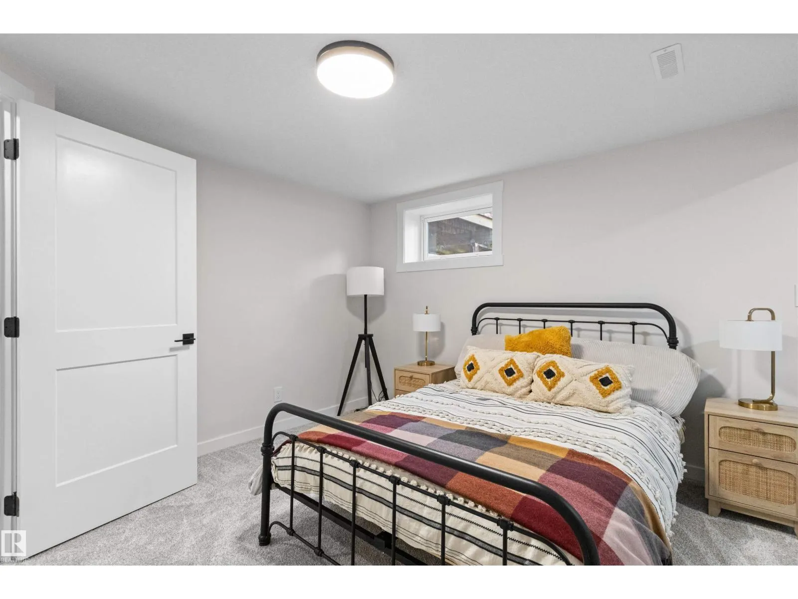 97 GARLAND CR