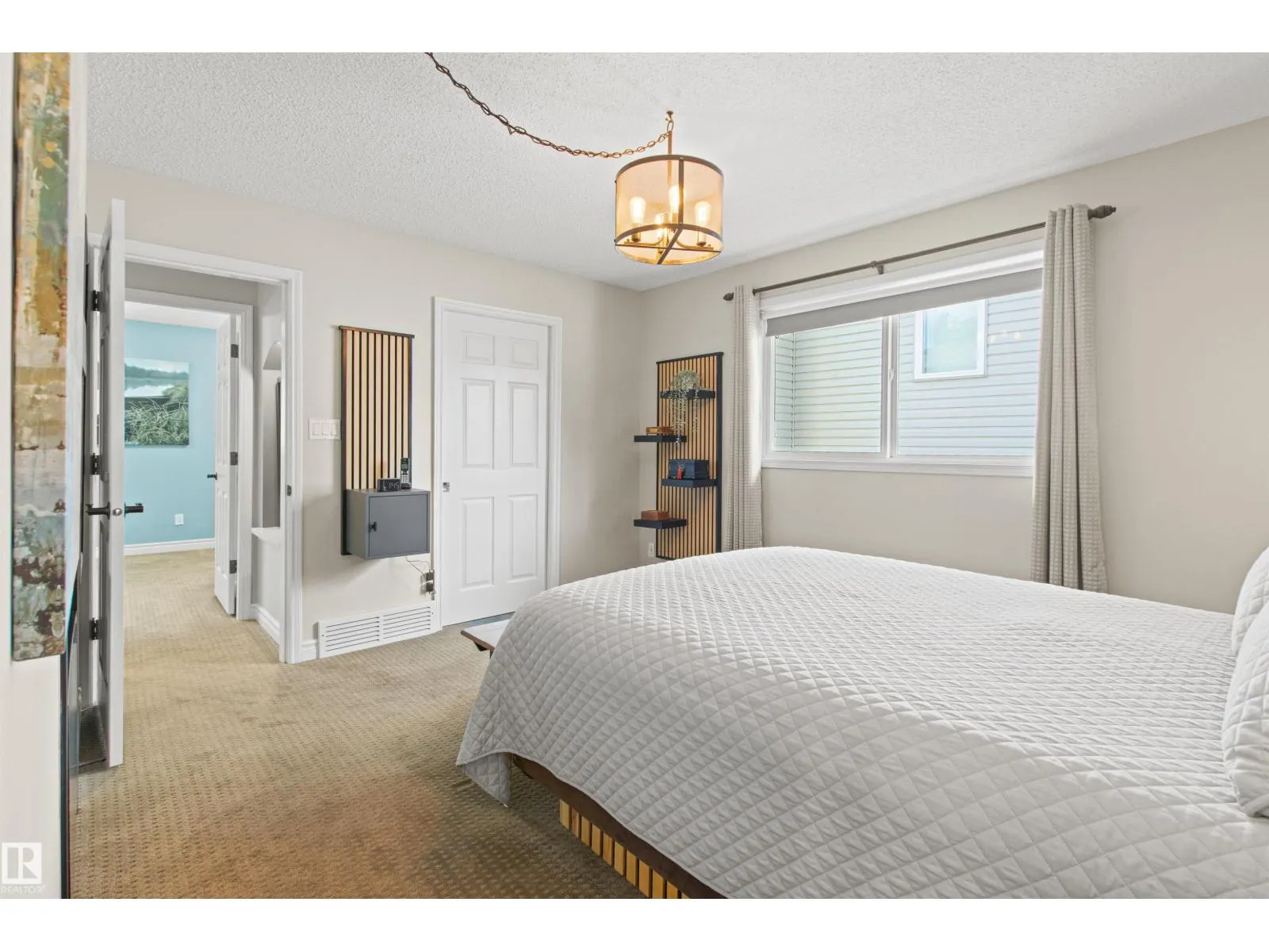 1 LOVATT PL