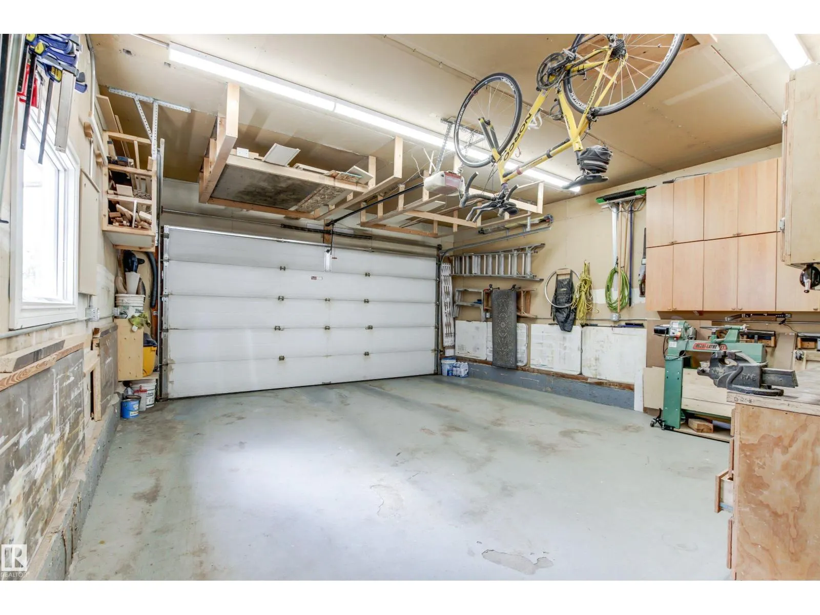 1 LOVATT PL