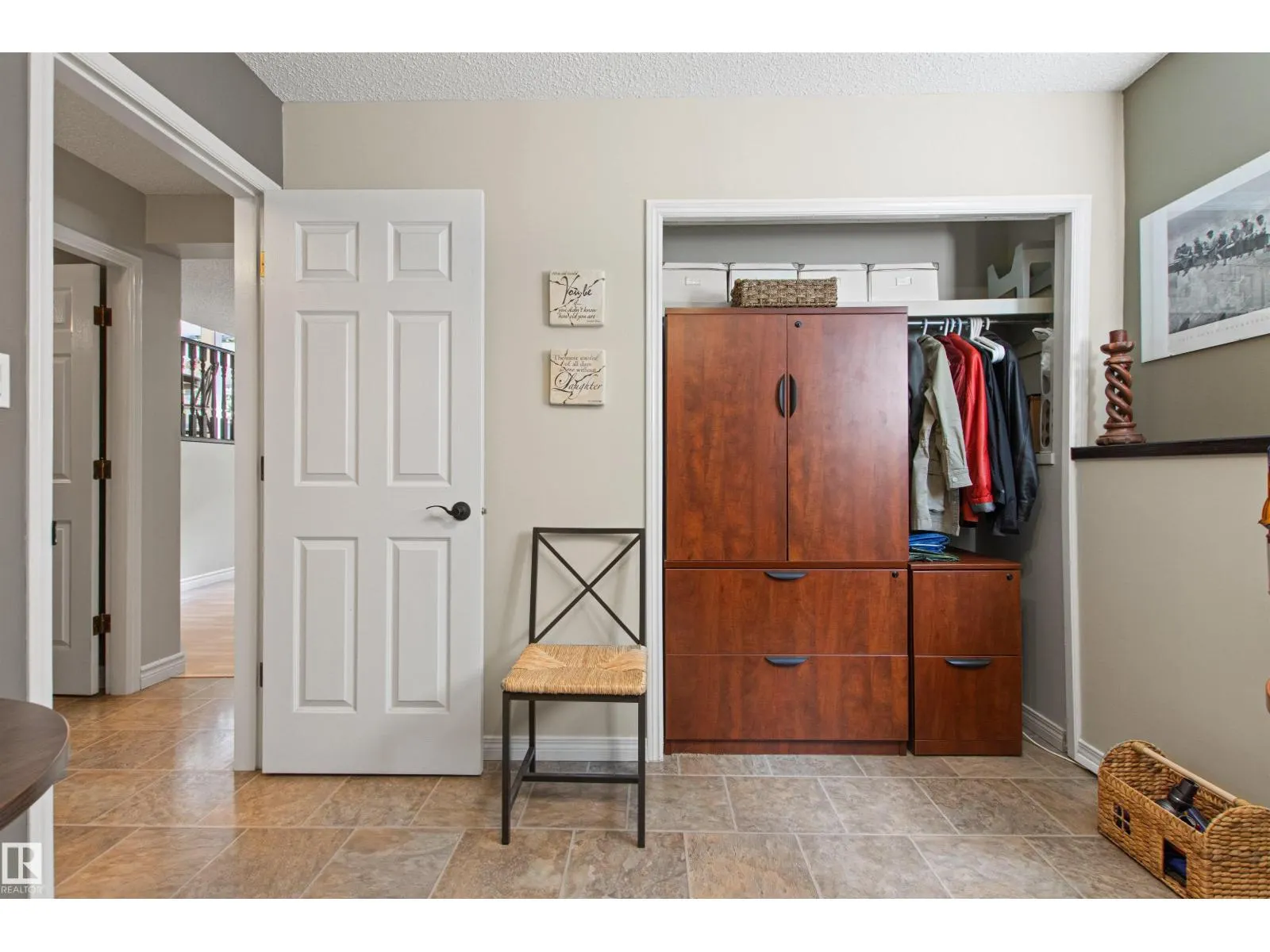 1 LOVATT PL