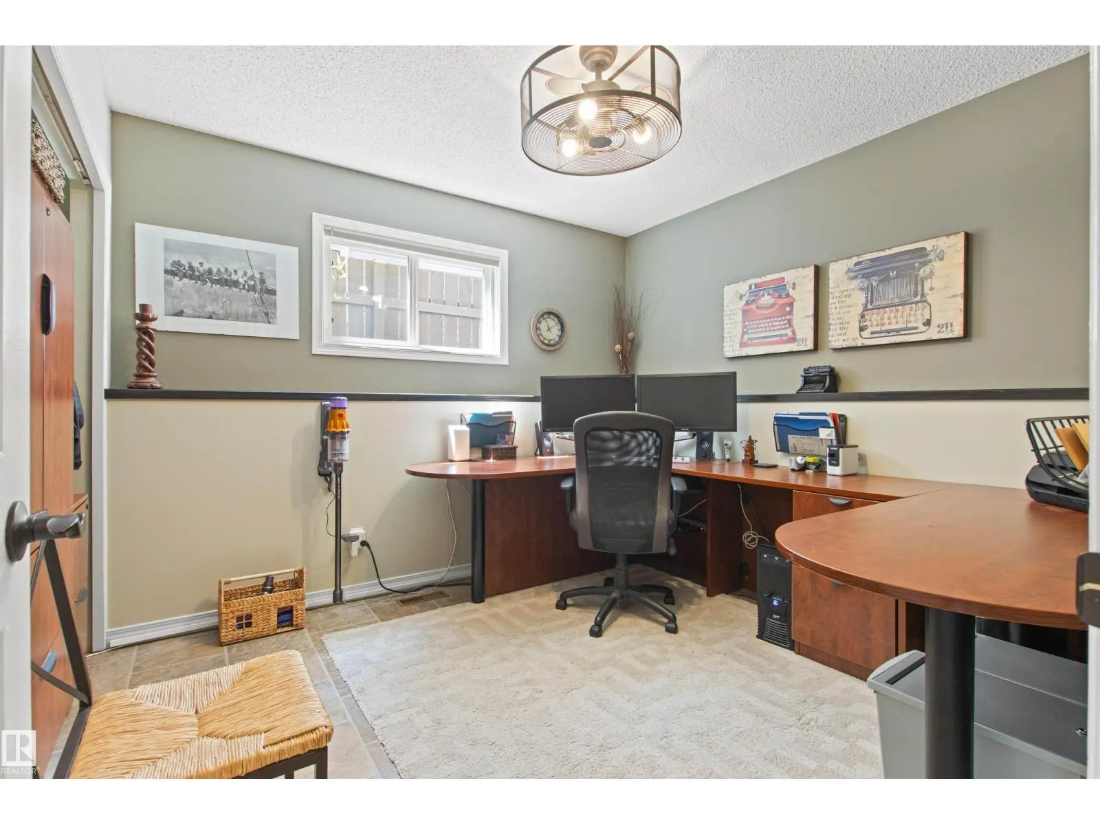 1 LOVATT PL