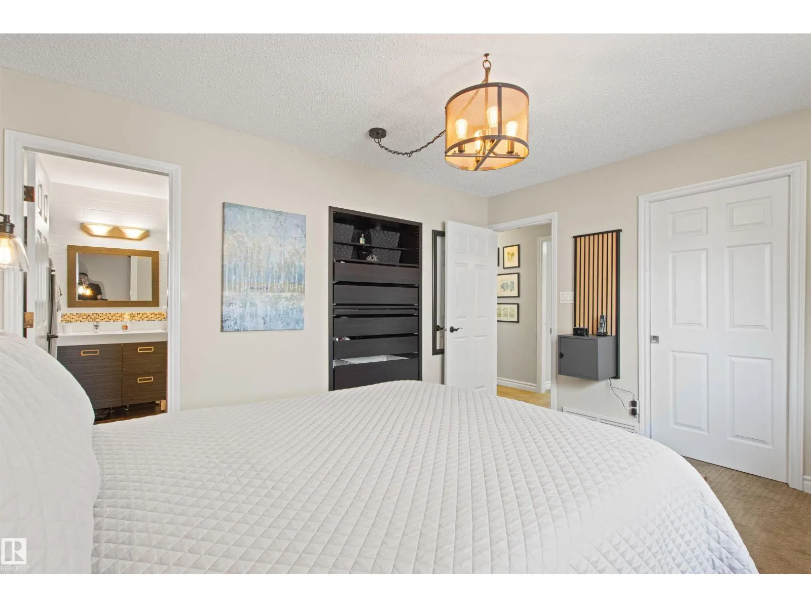 1 LOVATT PL