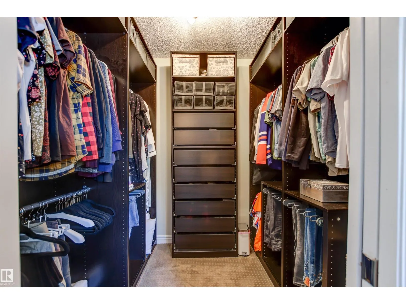 1 LOVATT PL