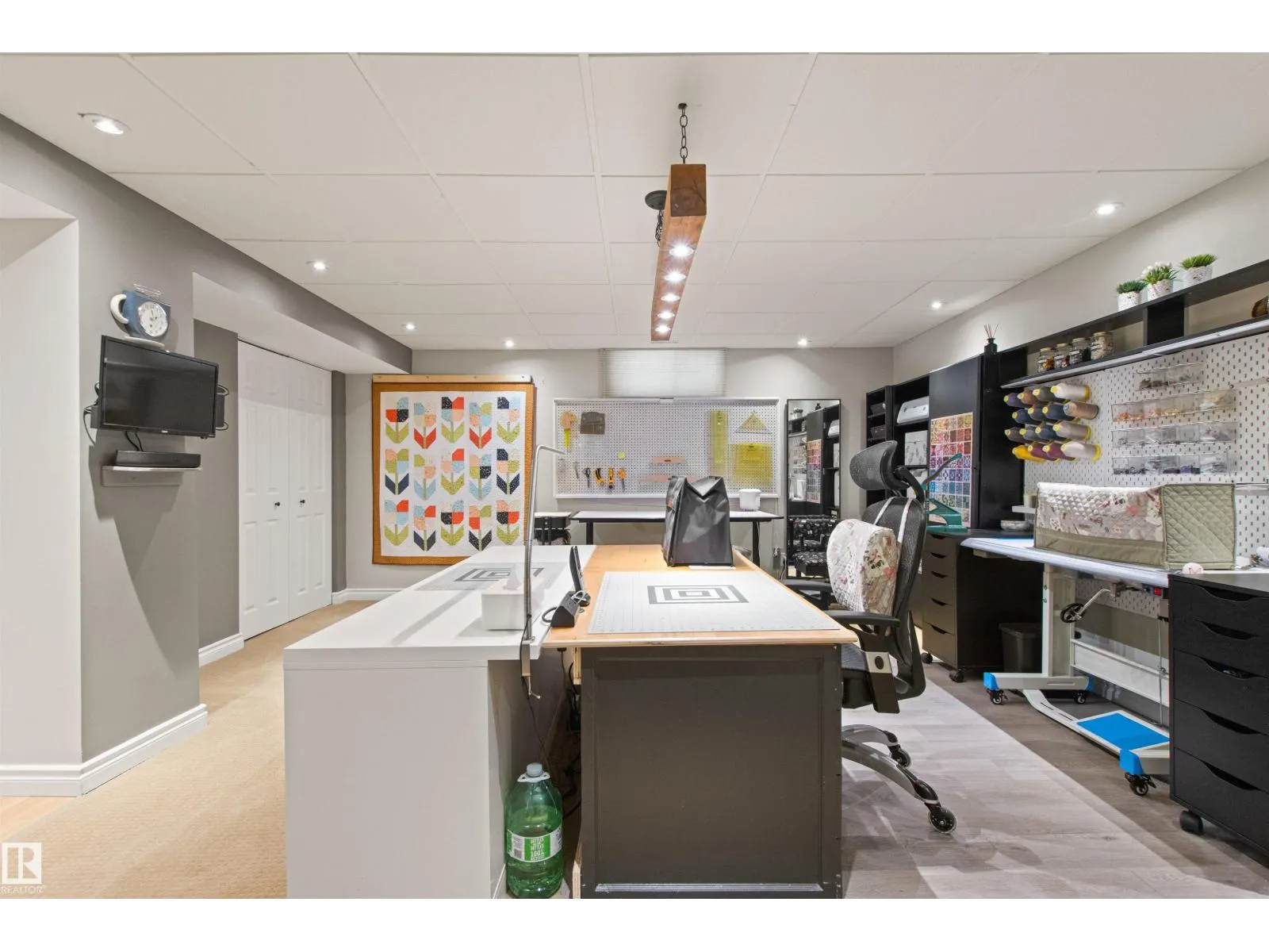 1 LOVATT PL