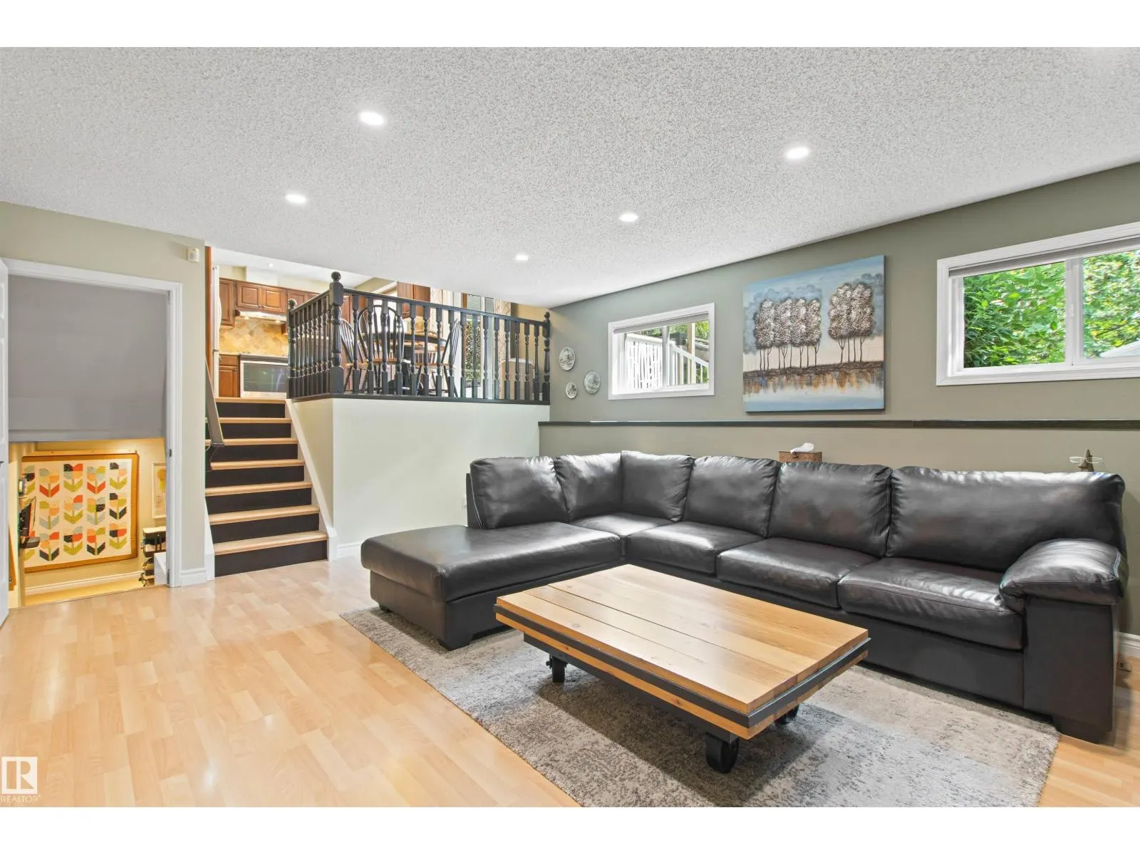 1 LOVATT PL