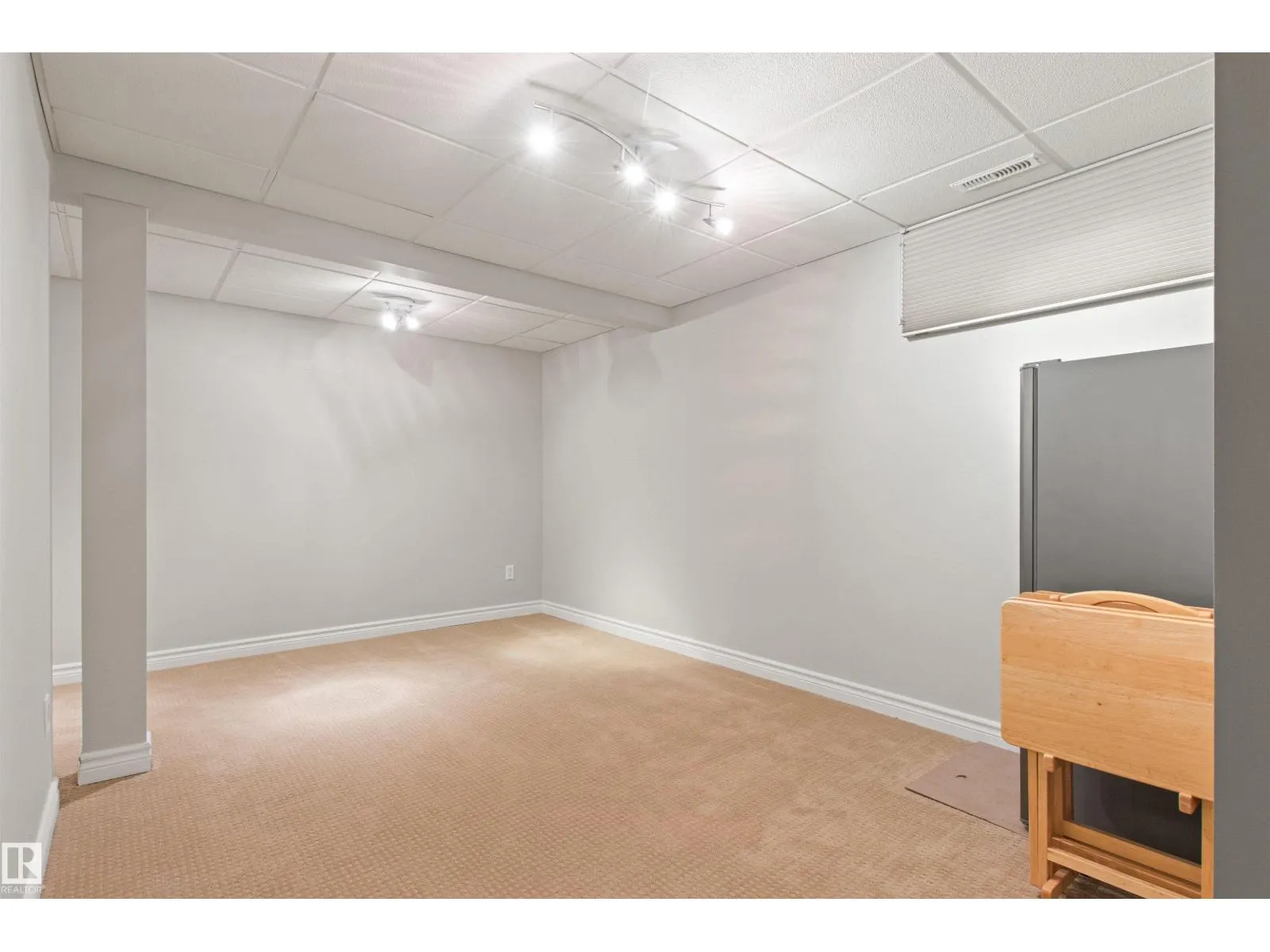 1 LOVATT PL