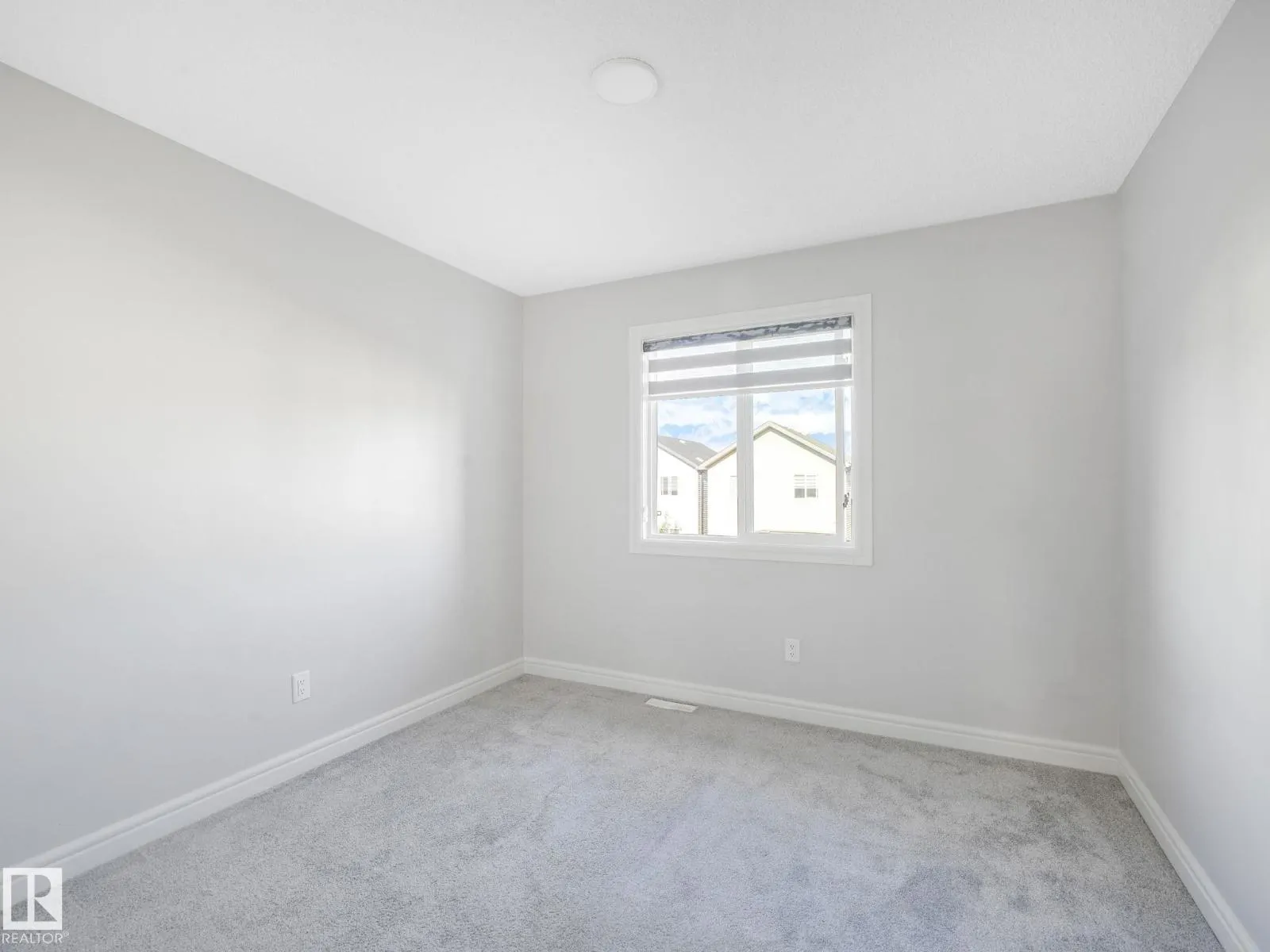 9919 223 ST NW