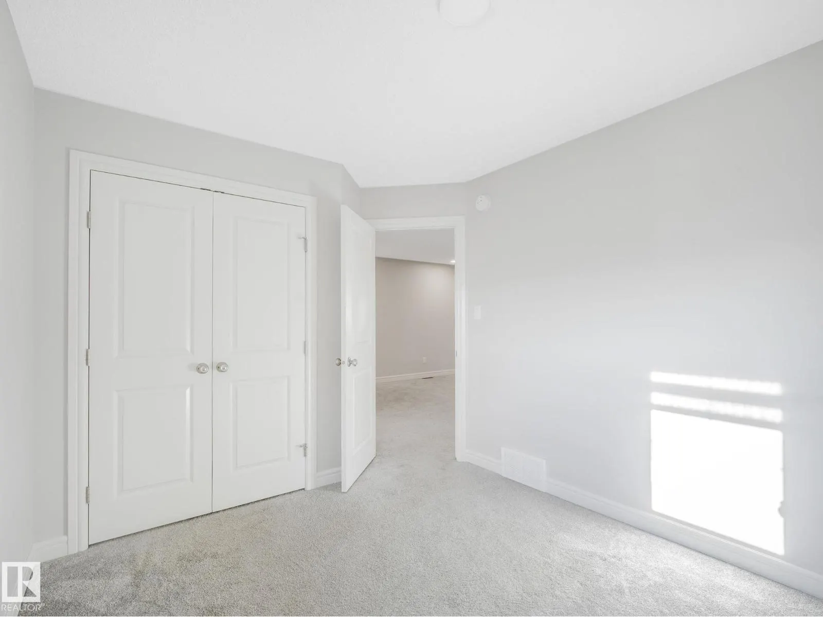 9919 223 ST NW