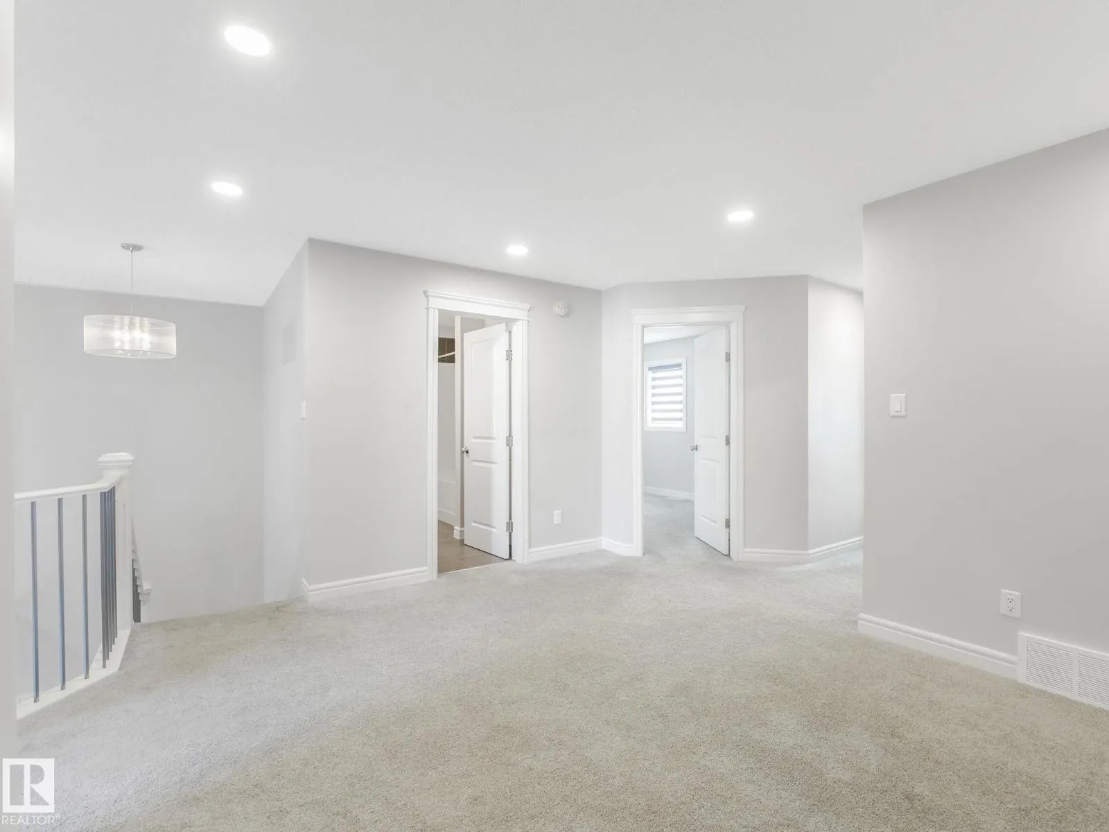 9919 223 ST NW