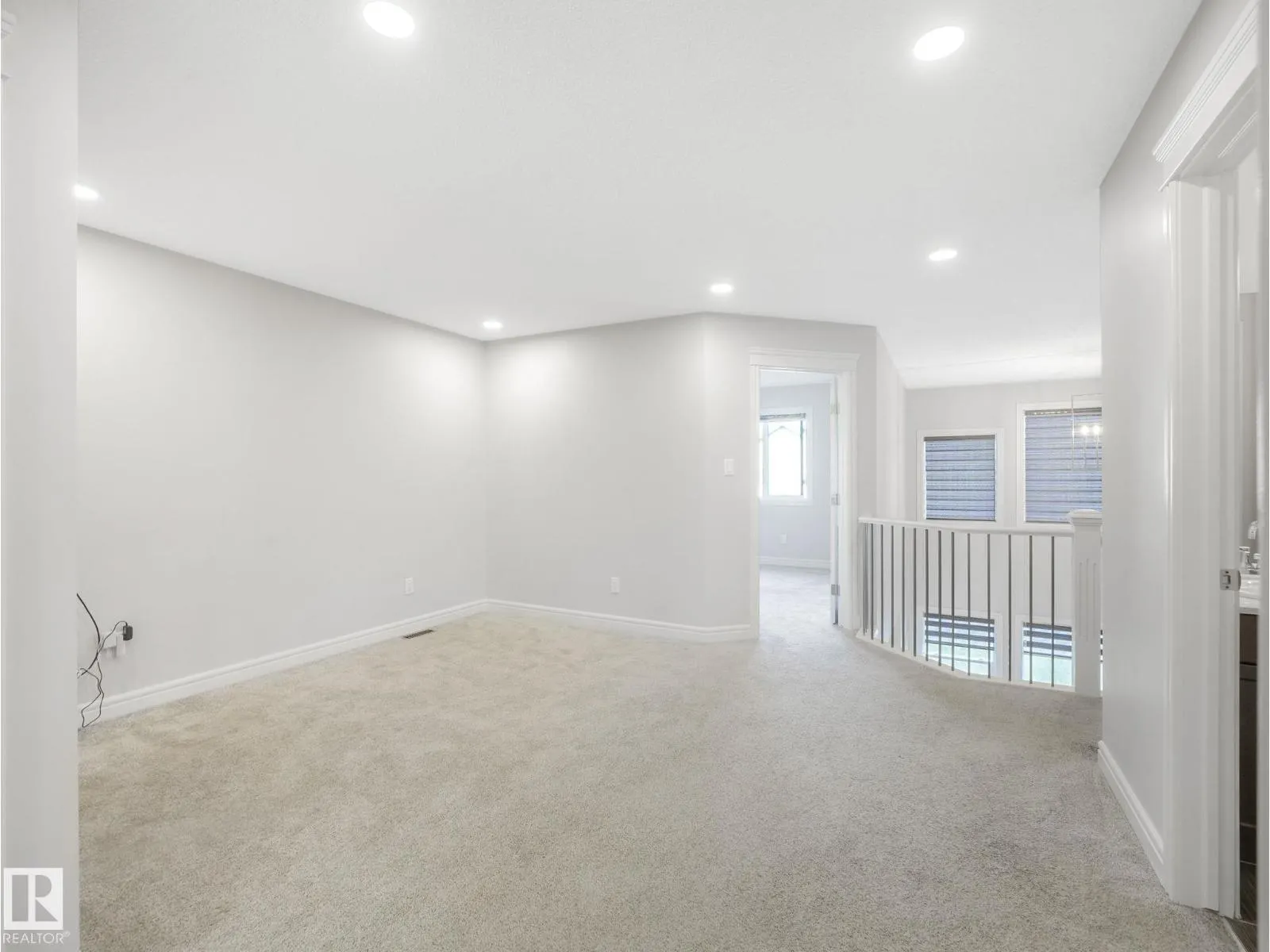 9919 223 ST NW