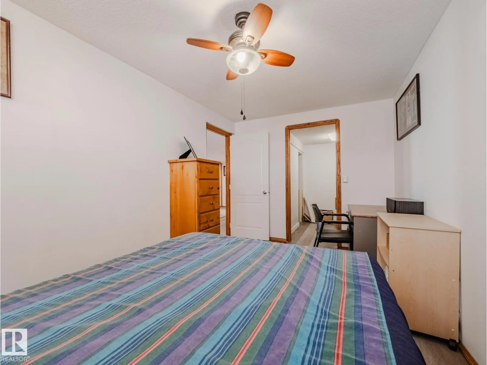7824 165 AV NW