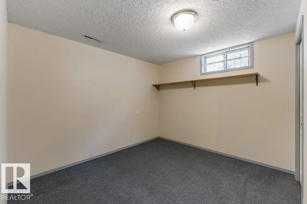 13 GRANITE AV