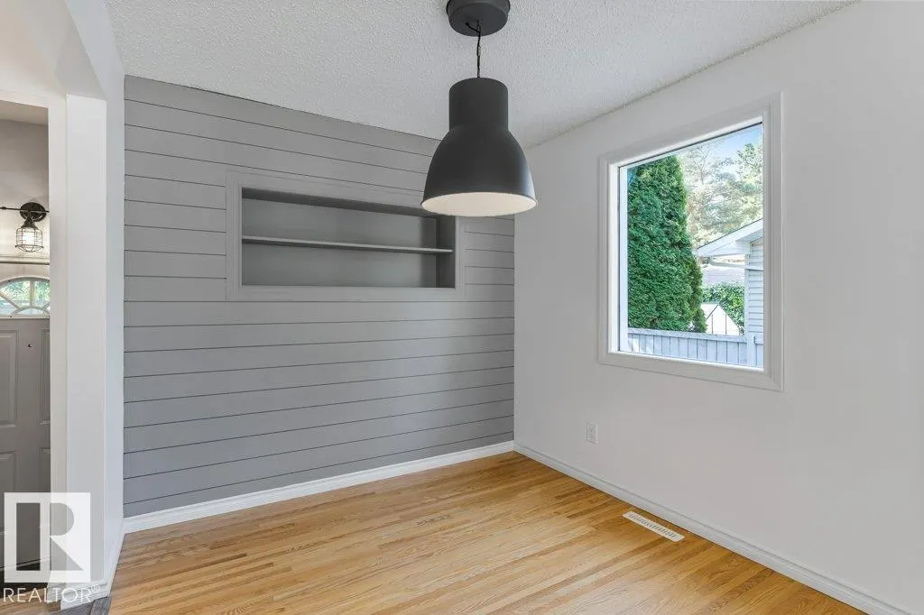 13 GRANITE AV