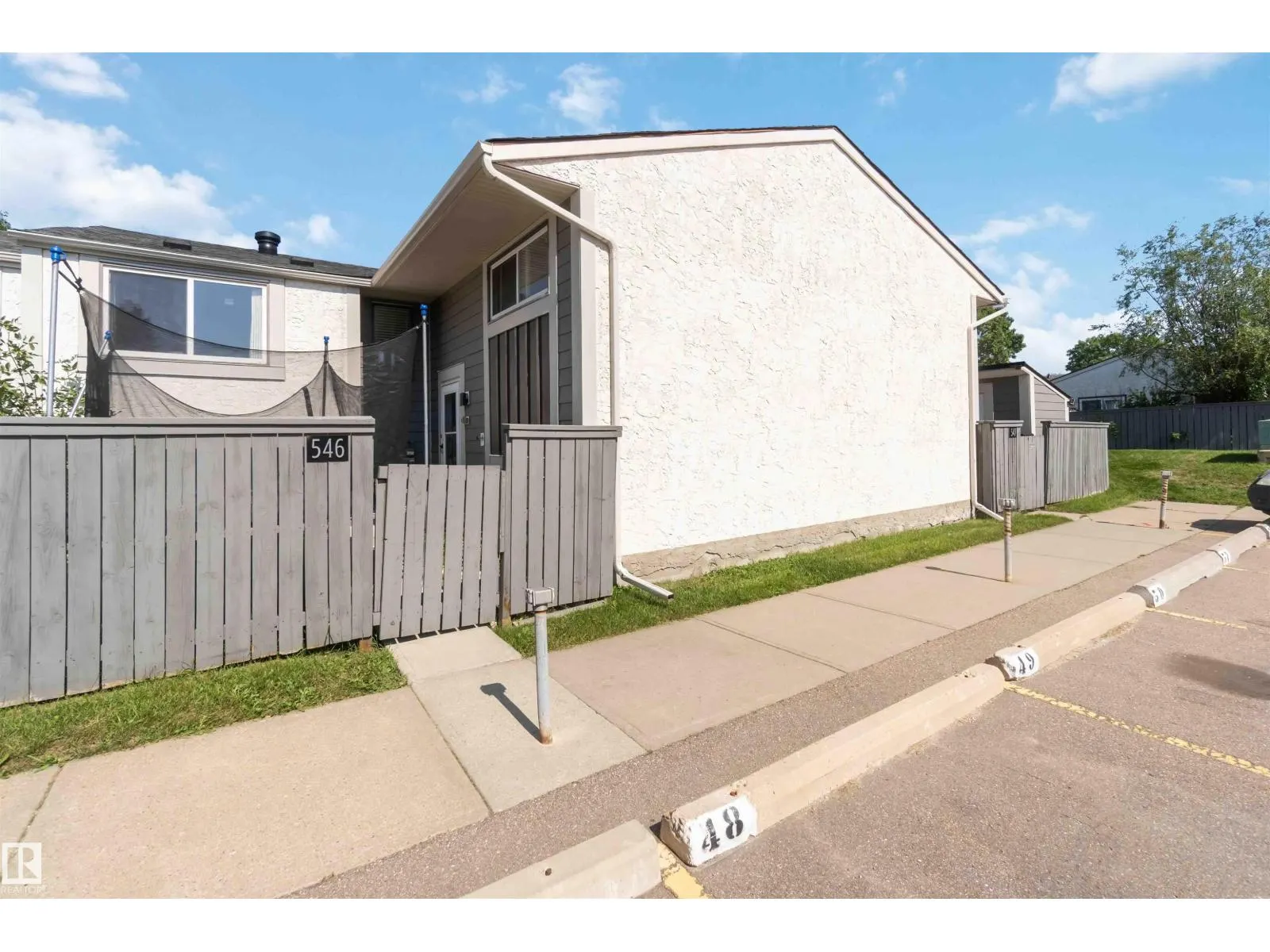 546 Willow CO NW