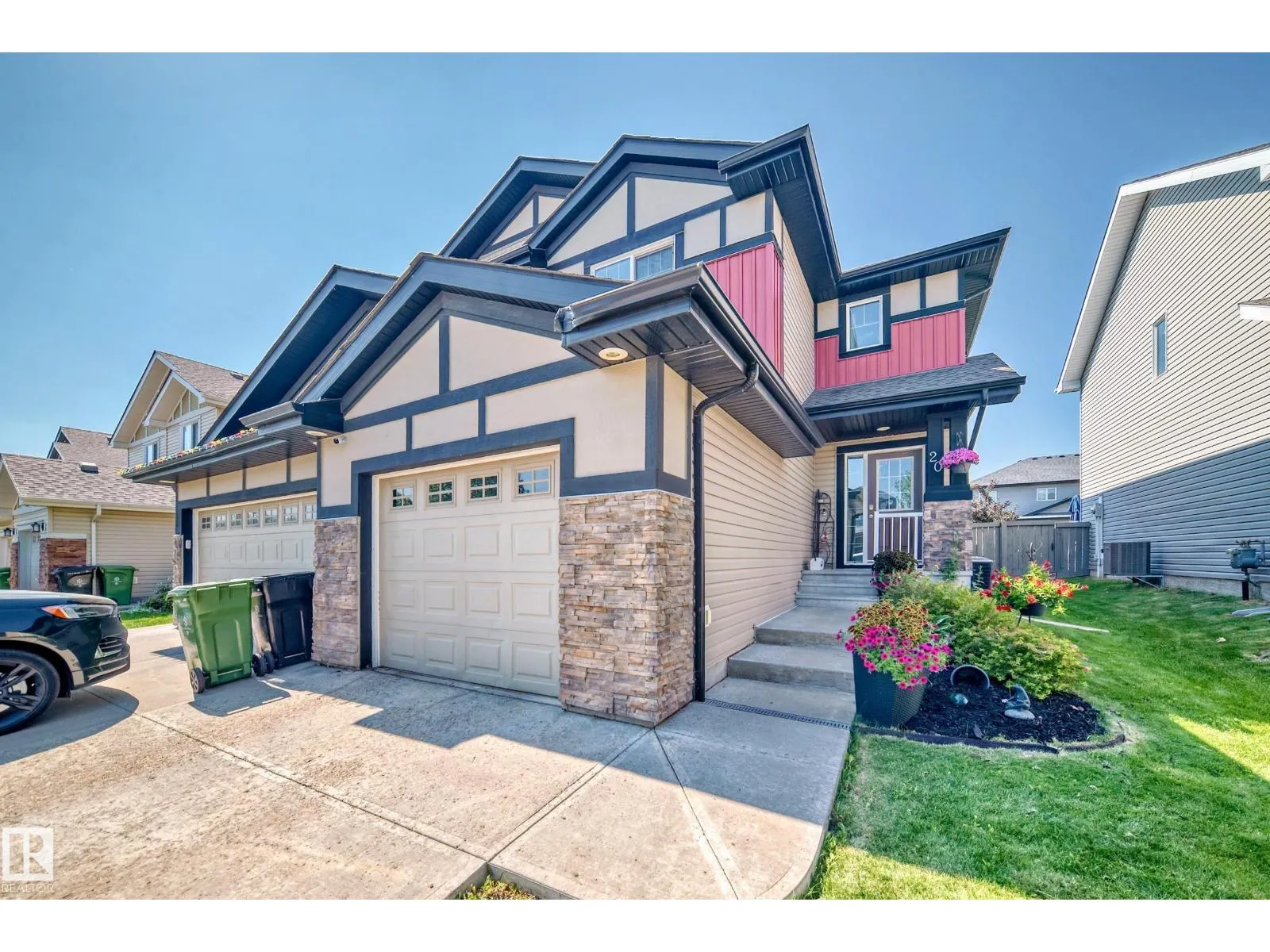 20 Dickens ST