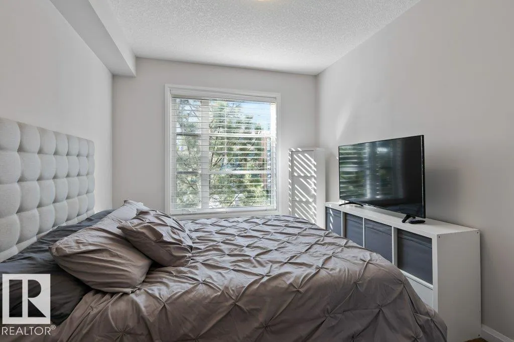 #216 2588 ANDERSON WY SW